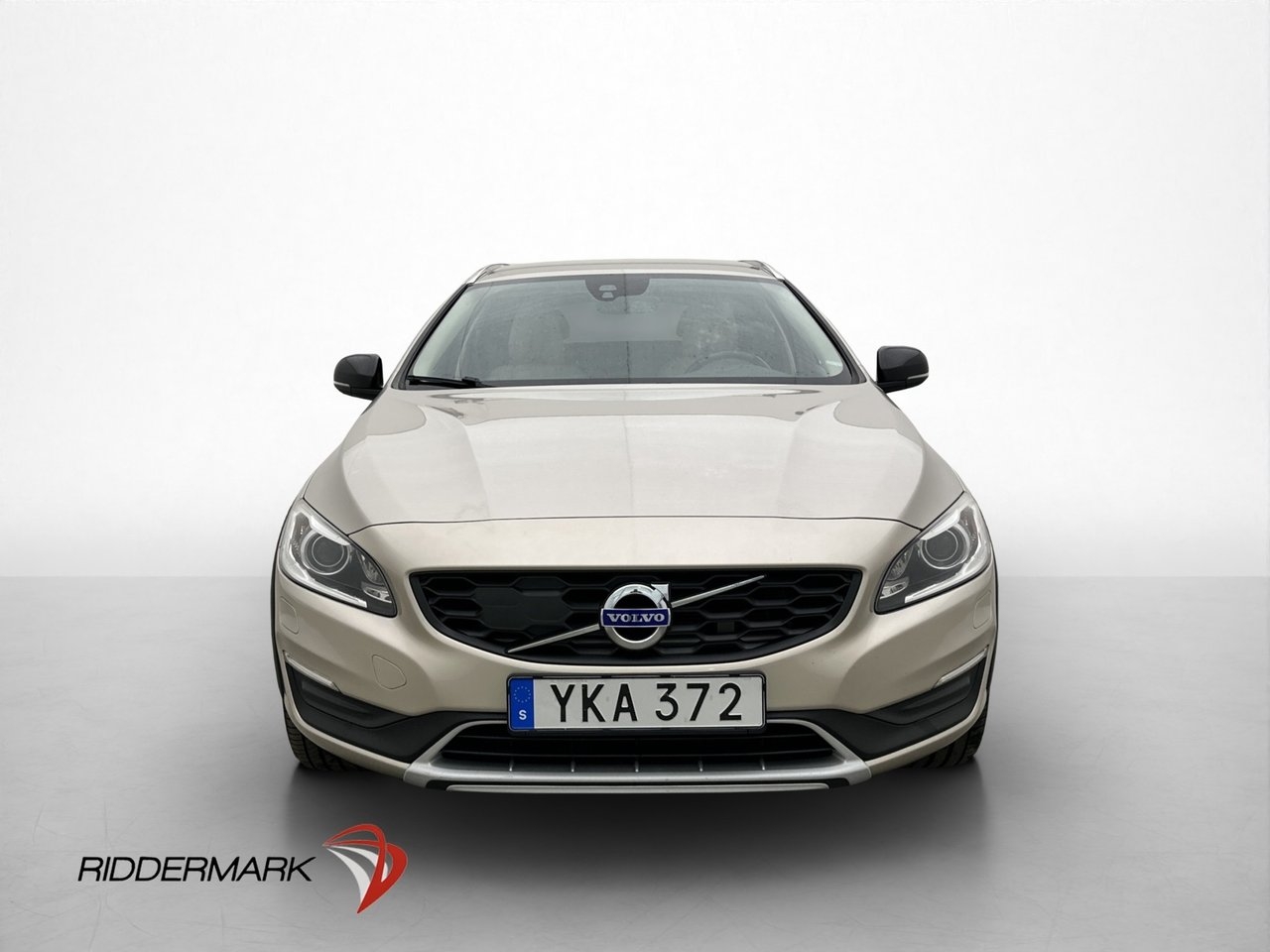 Volvo V60 Cross Country 2017, bild 2/10