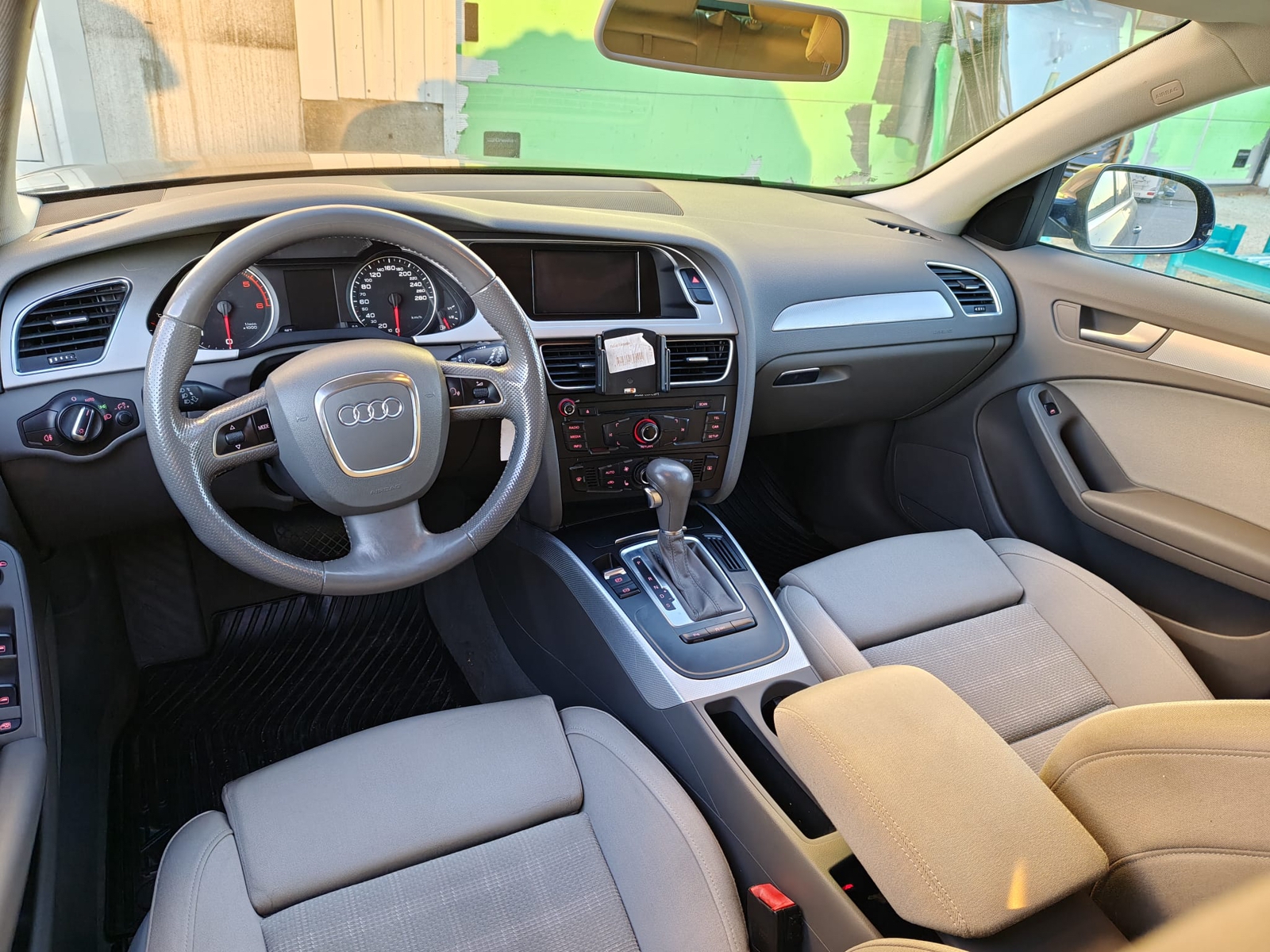 Audi A4 Avant 2.0 TDI DPF Multitronic 2011, bild 6/9