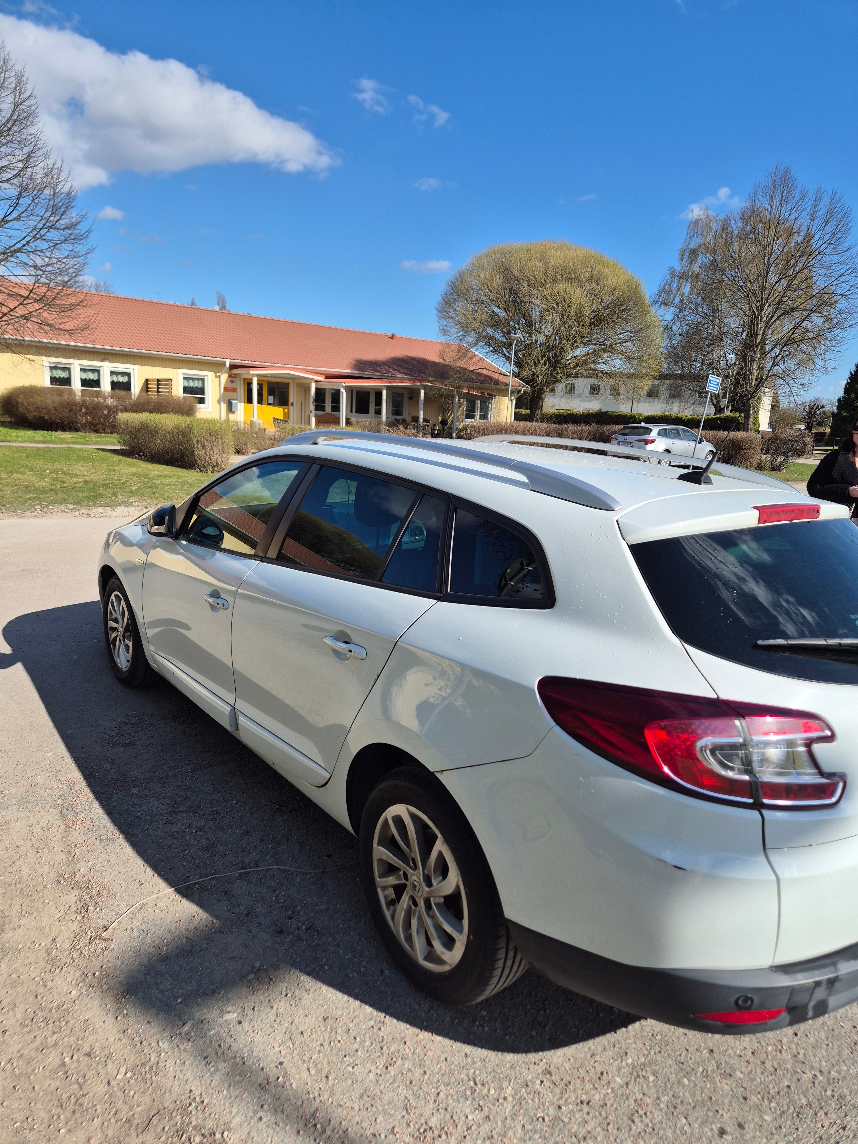 Renault Megane III Grandtour 1.5 dCi EDC 2016, bild 6/10