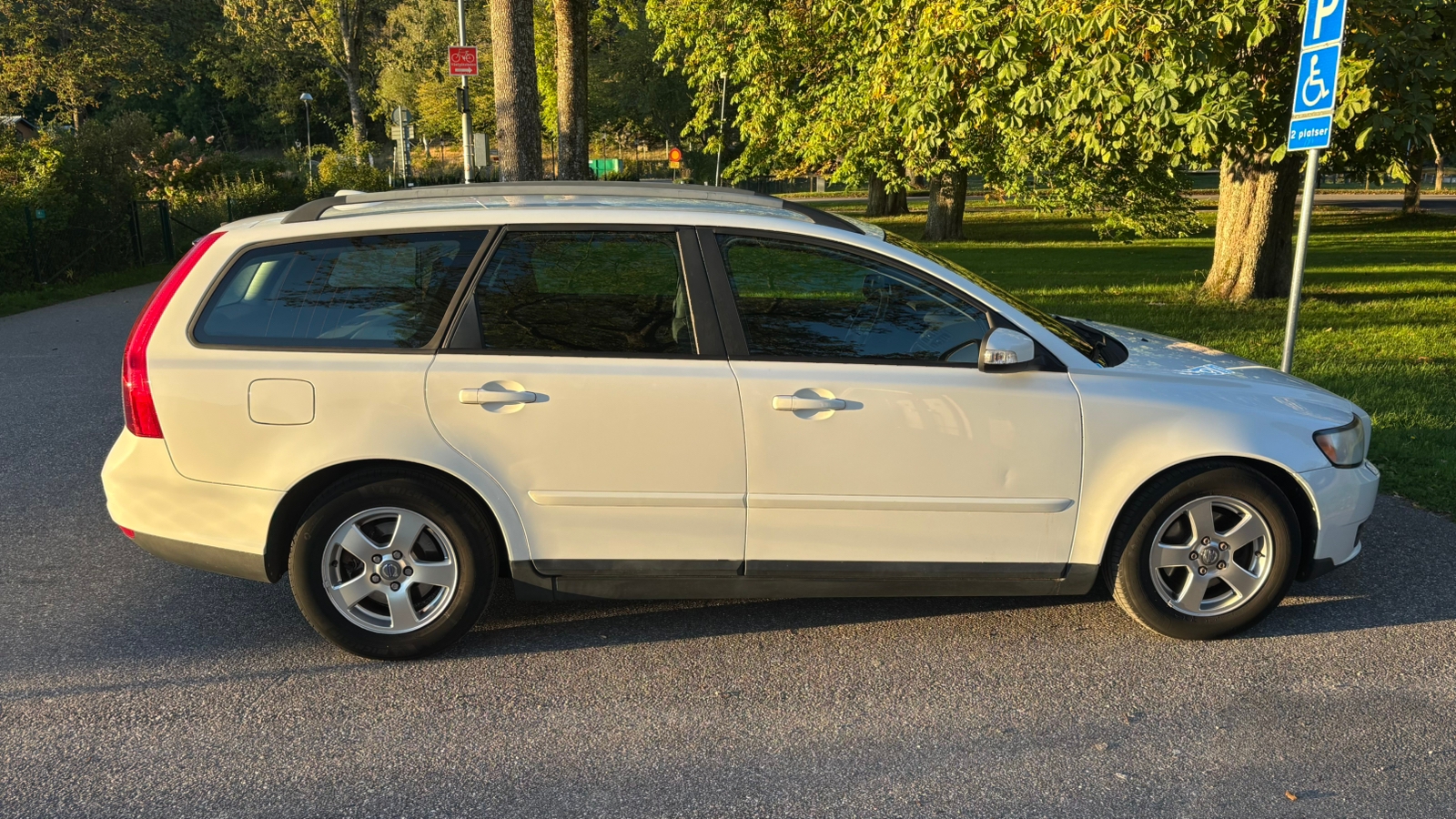 Volvo V50 1.8F Manuell 2008, bild 3/7