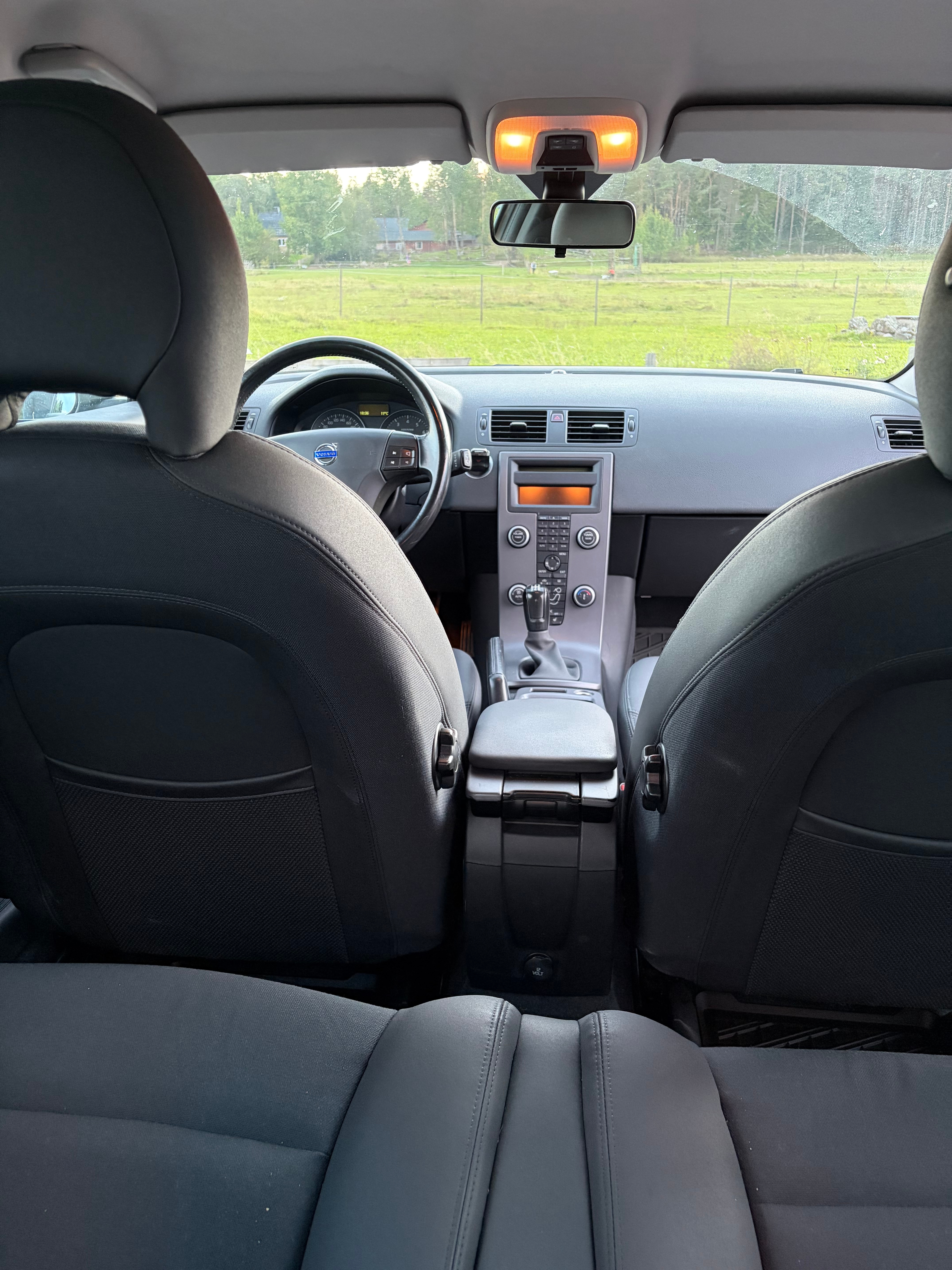 Volvo C30 1.8F Manuell 2008, bild 7/8
