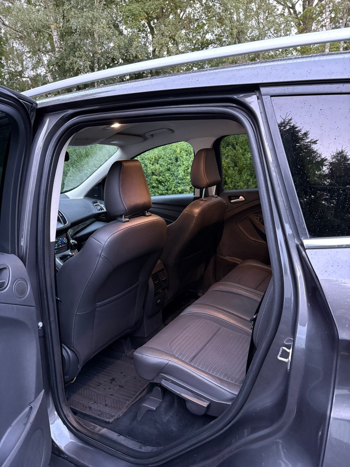 Ford Kuga 1.5 EcoBoost Manuell 2018, bild 4/5