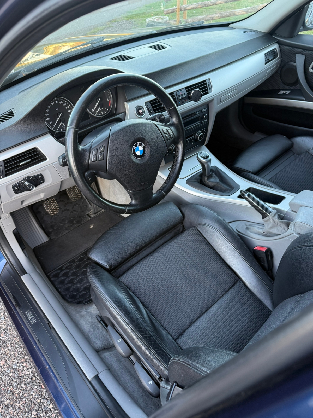 BMW 318 d Touring Manuell 2011, bild 5/7