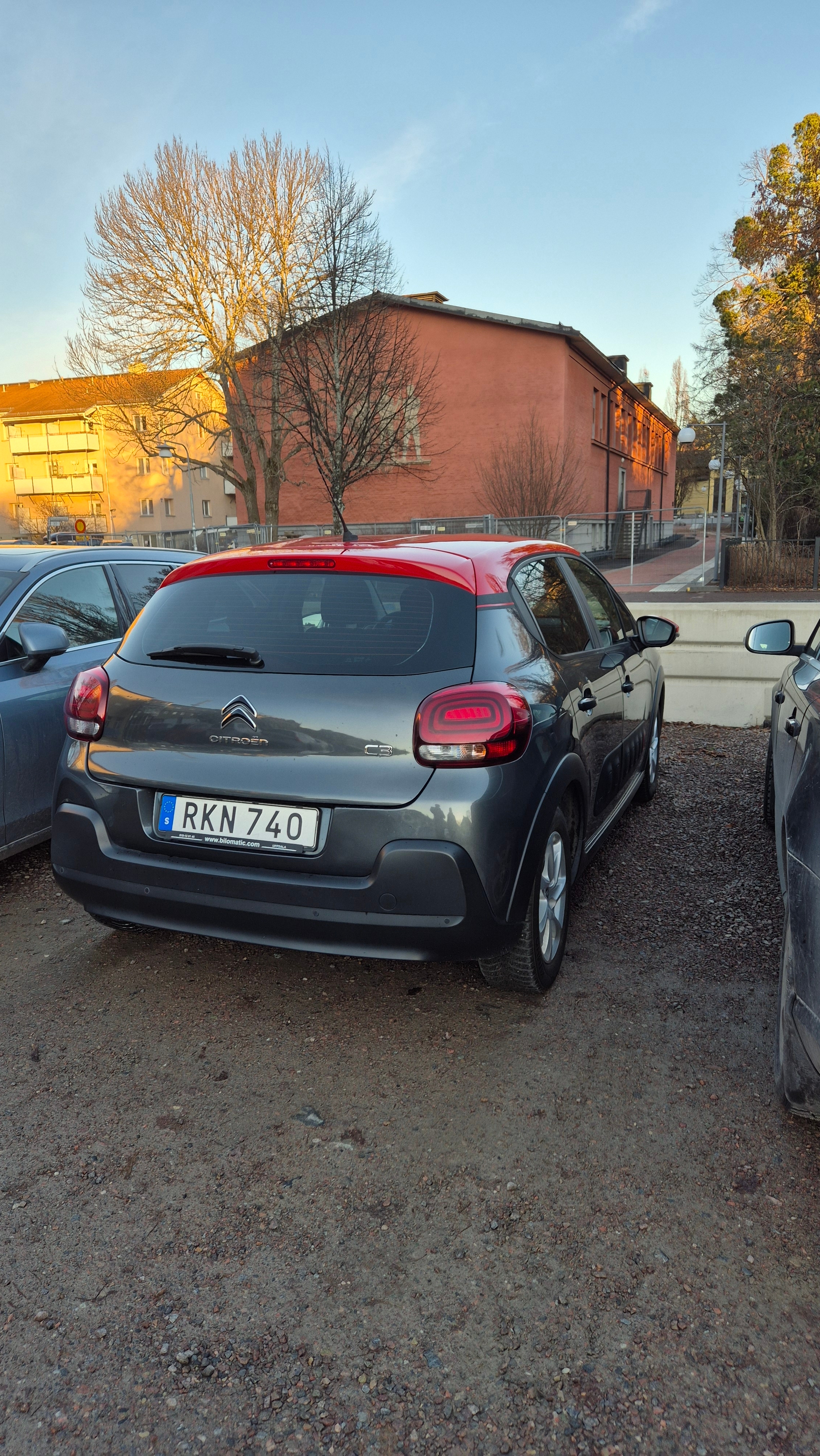 Citroen C3 1.2 PureTech 82 Manuell 2017, bild 2/3