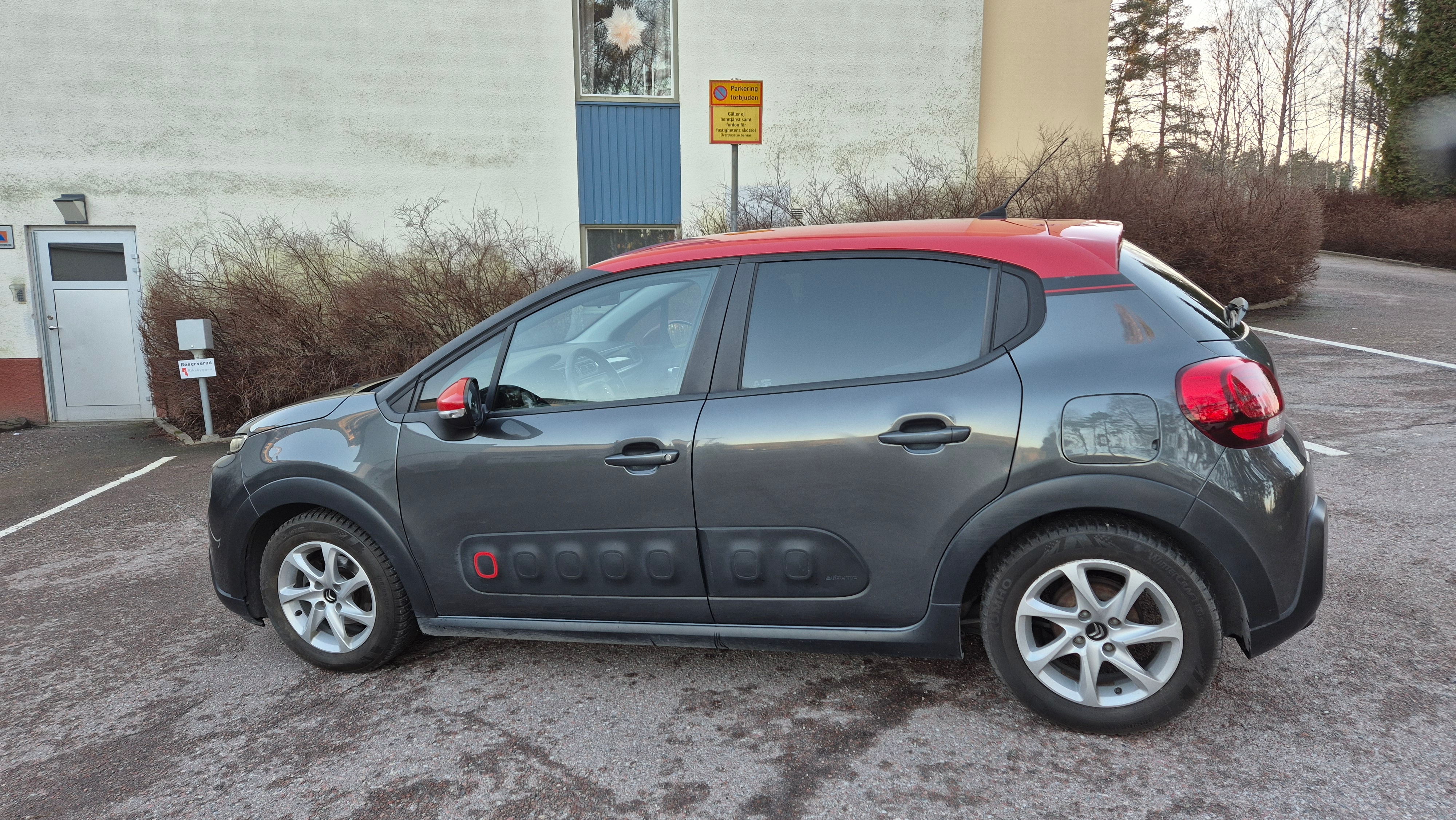 Citroen C3 1.2 PureTech 82 Manuell 2017, bild 3/3