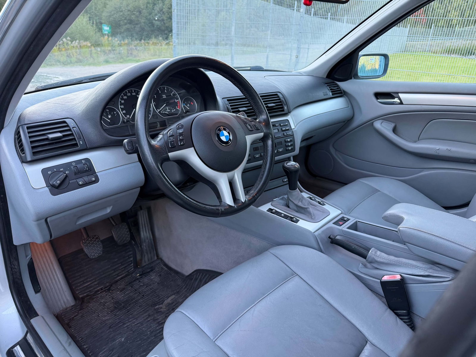BMW 330 Xi Sedan Manuell 2002, bild 6/10