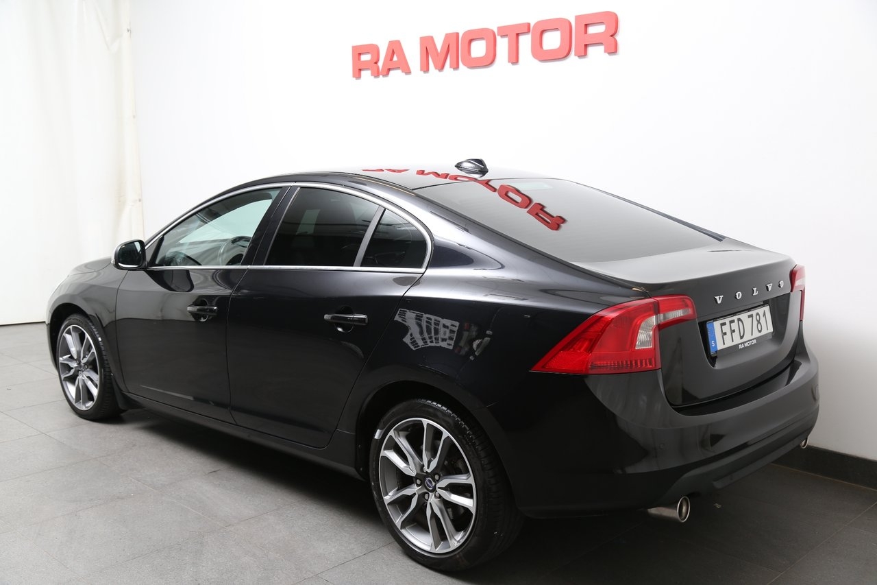 Volvo S60 T3 150hk Momentum 2012, bild 4/24
