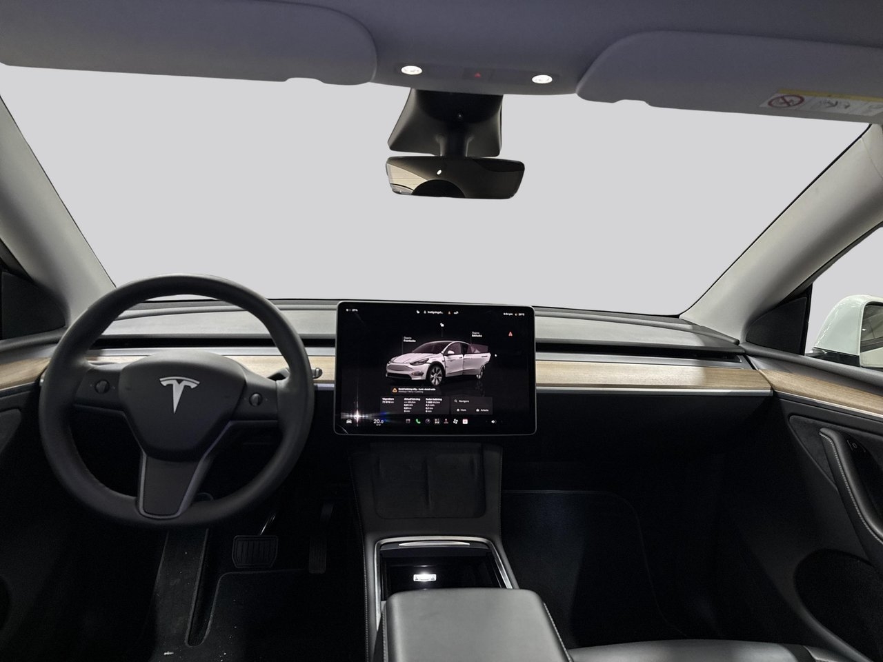 Tesla Model Y 2023, photo 7/10