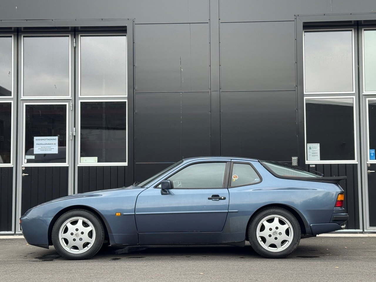 Porsche 944 S2 1989, kuva 2/10