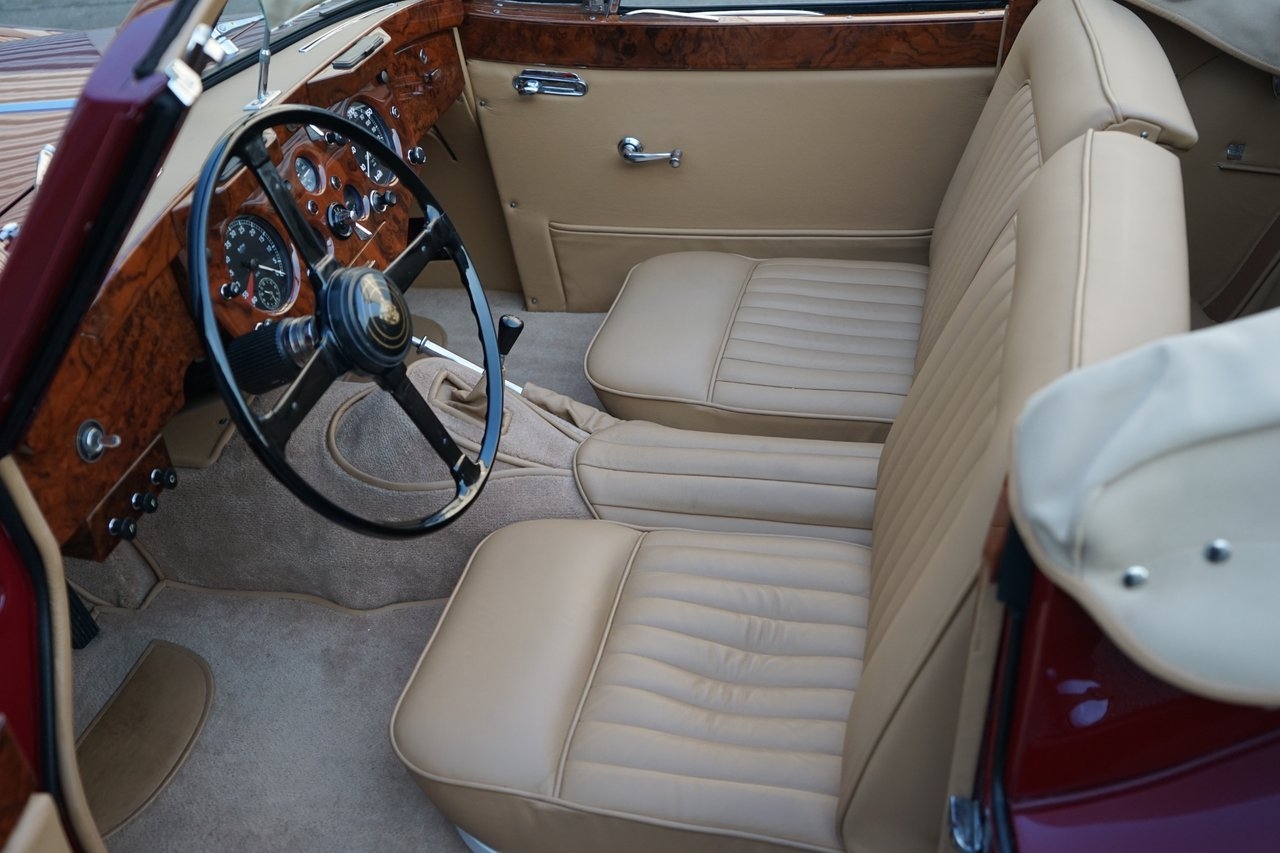 Jaguar XK140 1955, photo 2/10