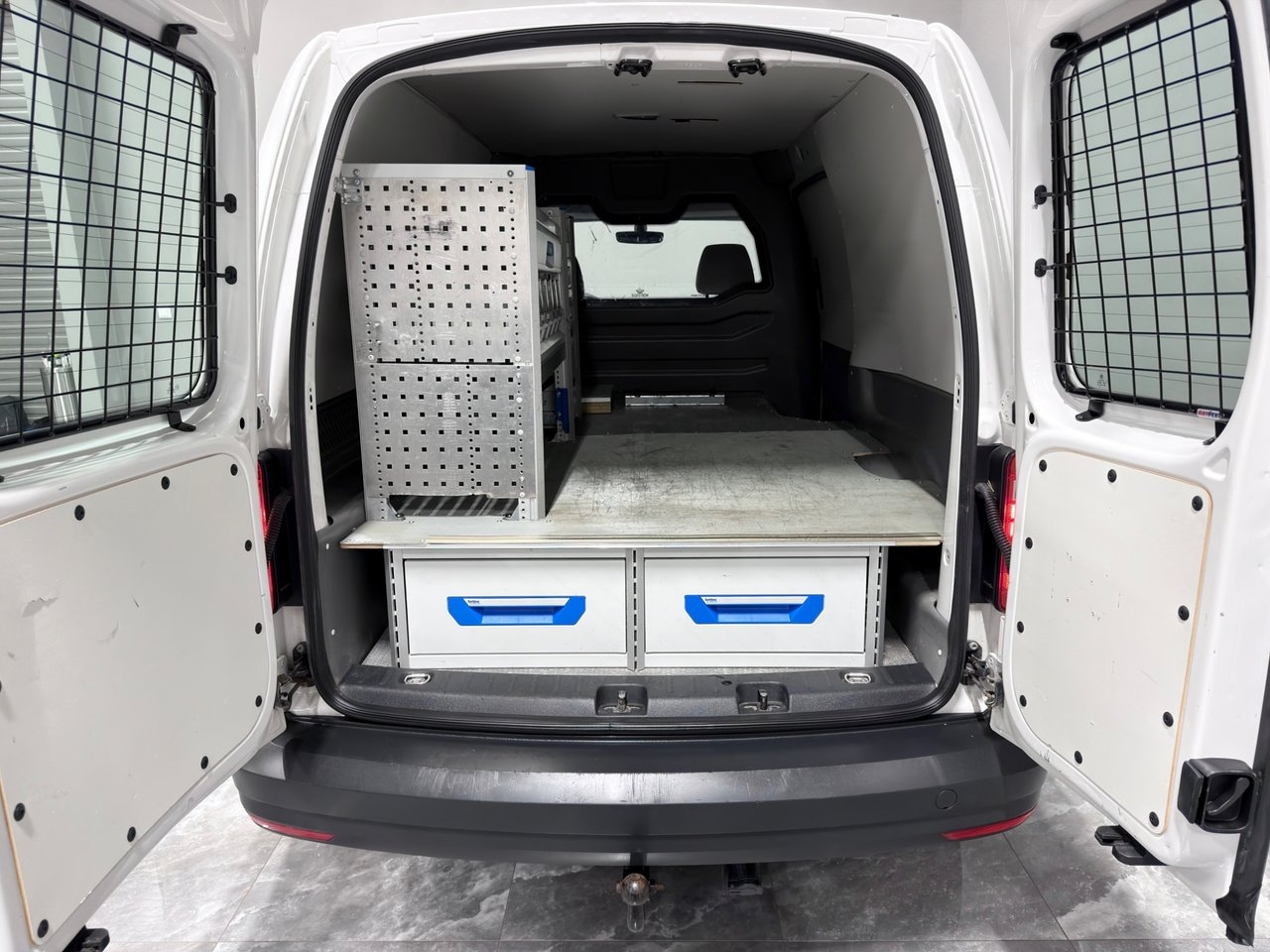 Volkswagen Caddy Maxi 2018, bild 7/23