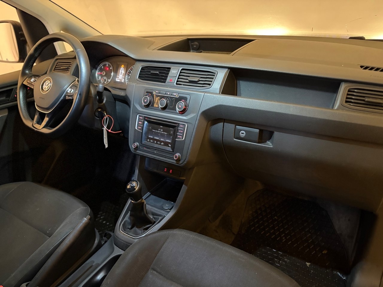 Volkswagen Caddy Maxi 2019, bild 6/10