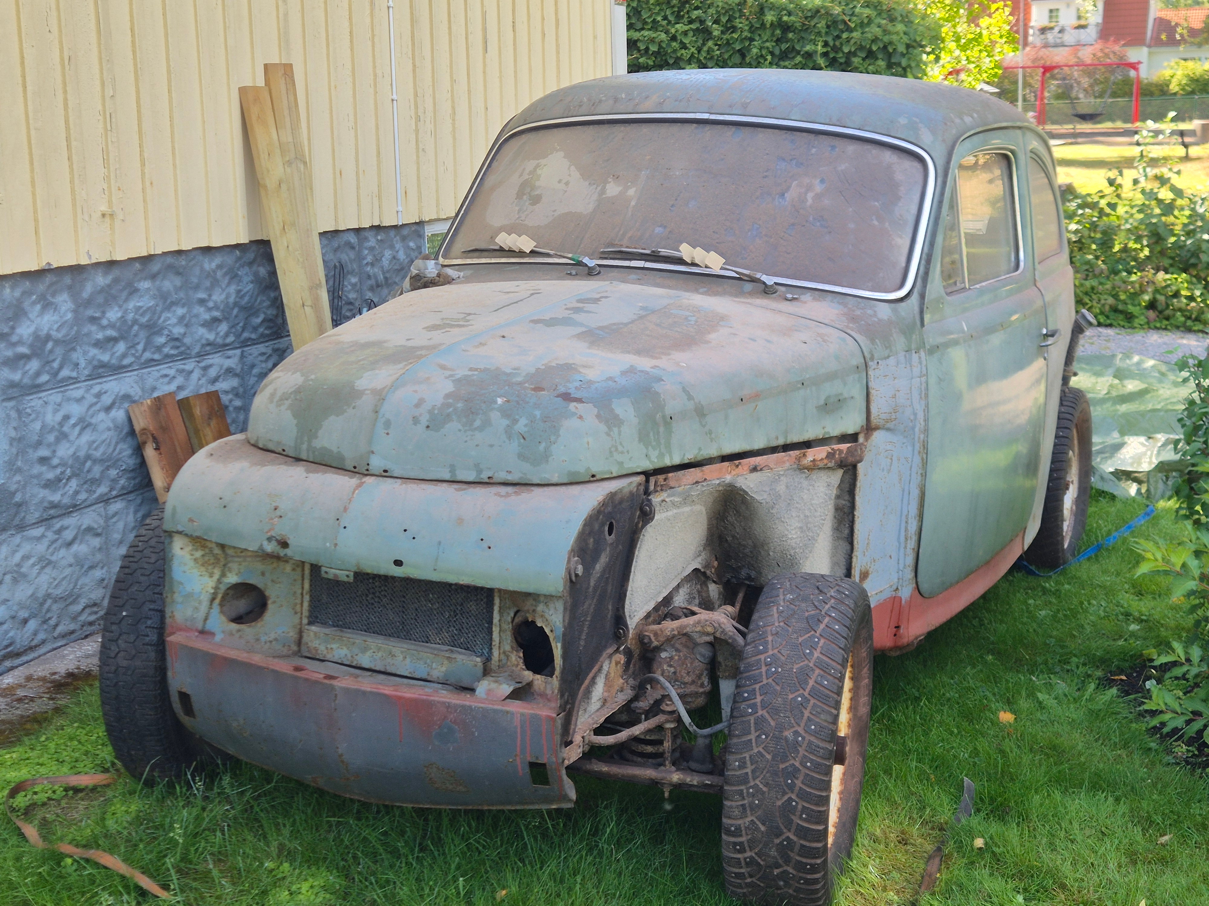 Volvo PV