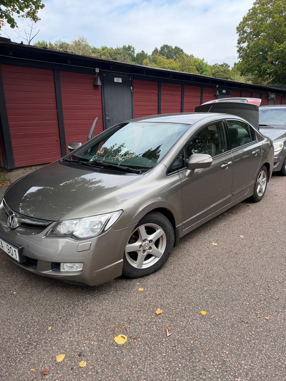 Honda Civic Hybrid 1.3 i-DSI CVT 2008, bild 3/8
