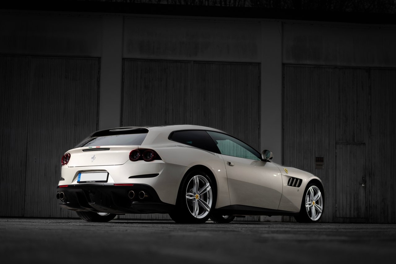 Ferrari Lusso GTC4 2019, bild 2/10