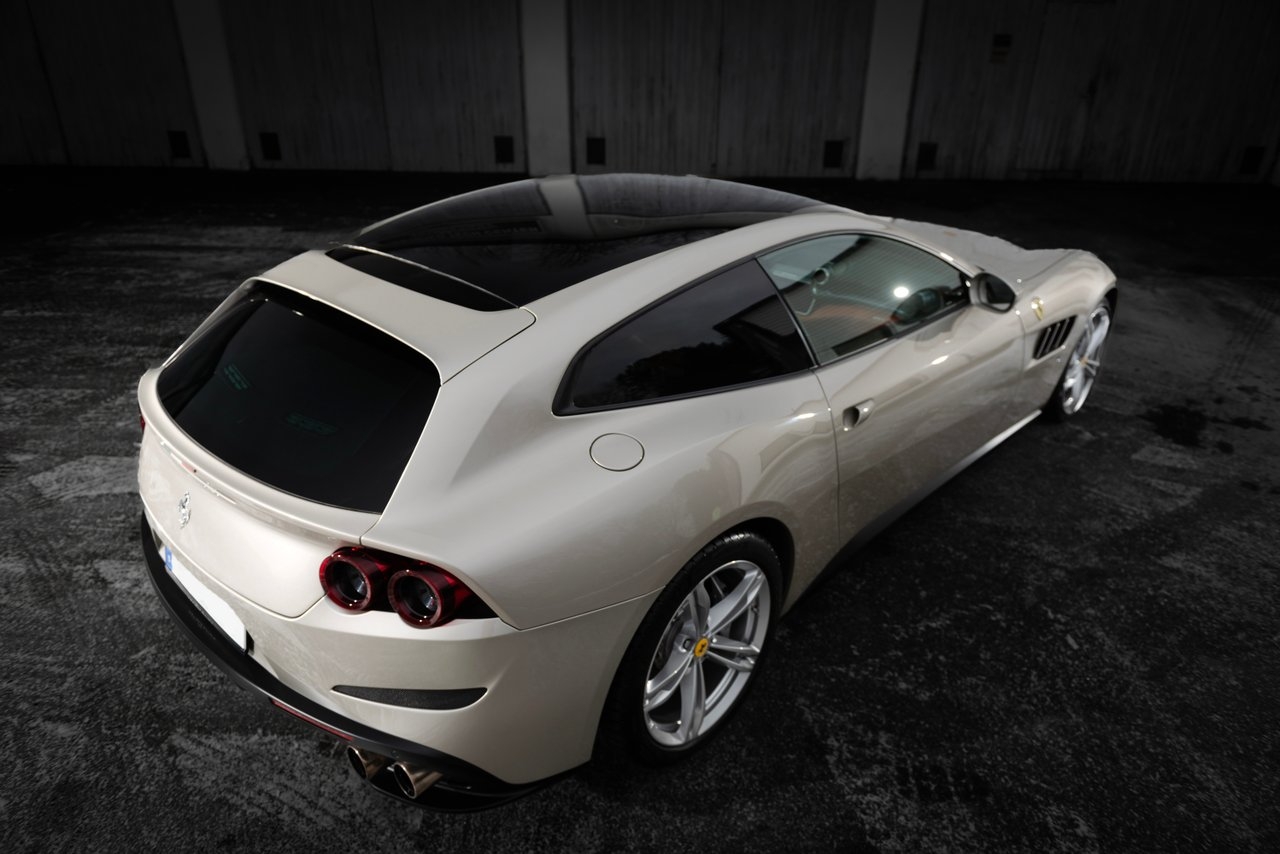 Ferrari Lusso GTC4 2019, bild 5/10