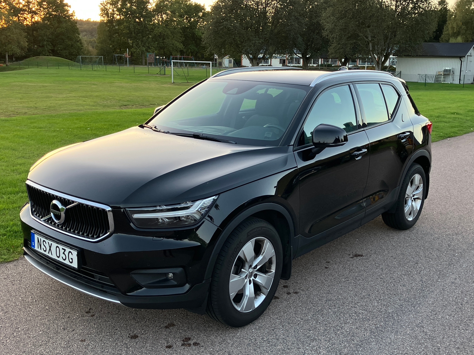 Volvo XC40 T2 Geartronic 2021, bild 2/2