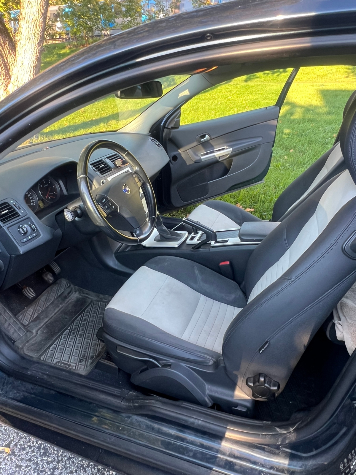 Volvo C30 D2 Manuell 2011, bild 4/8