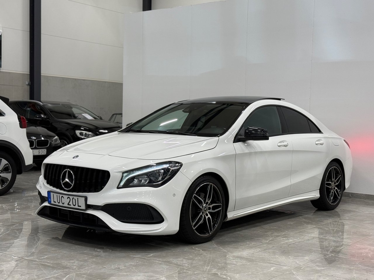 Mercedes-Benz CLA 180 7G-DCT AMG Line 2019, bild 4/10