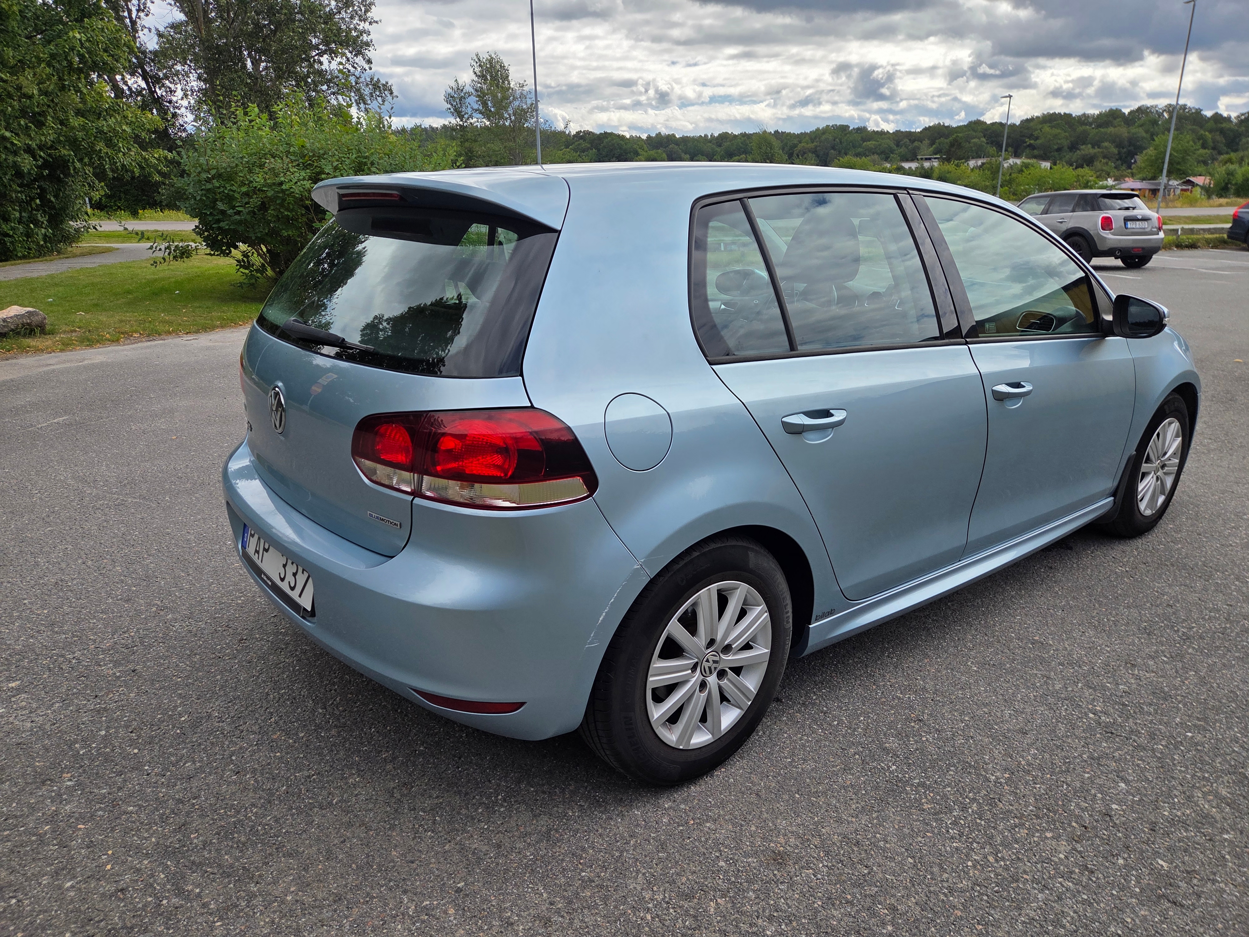 Volkswagen Golf 2011, kuva 3/9