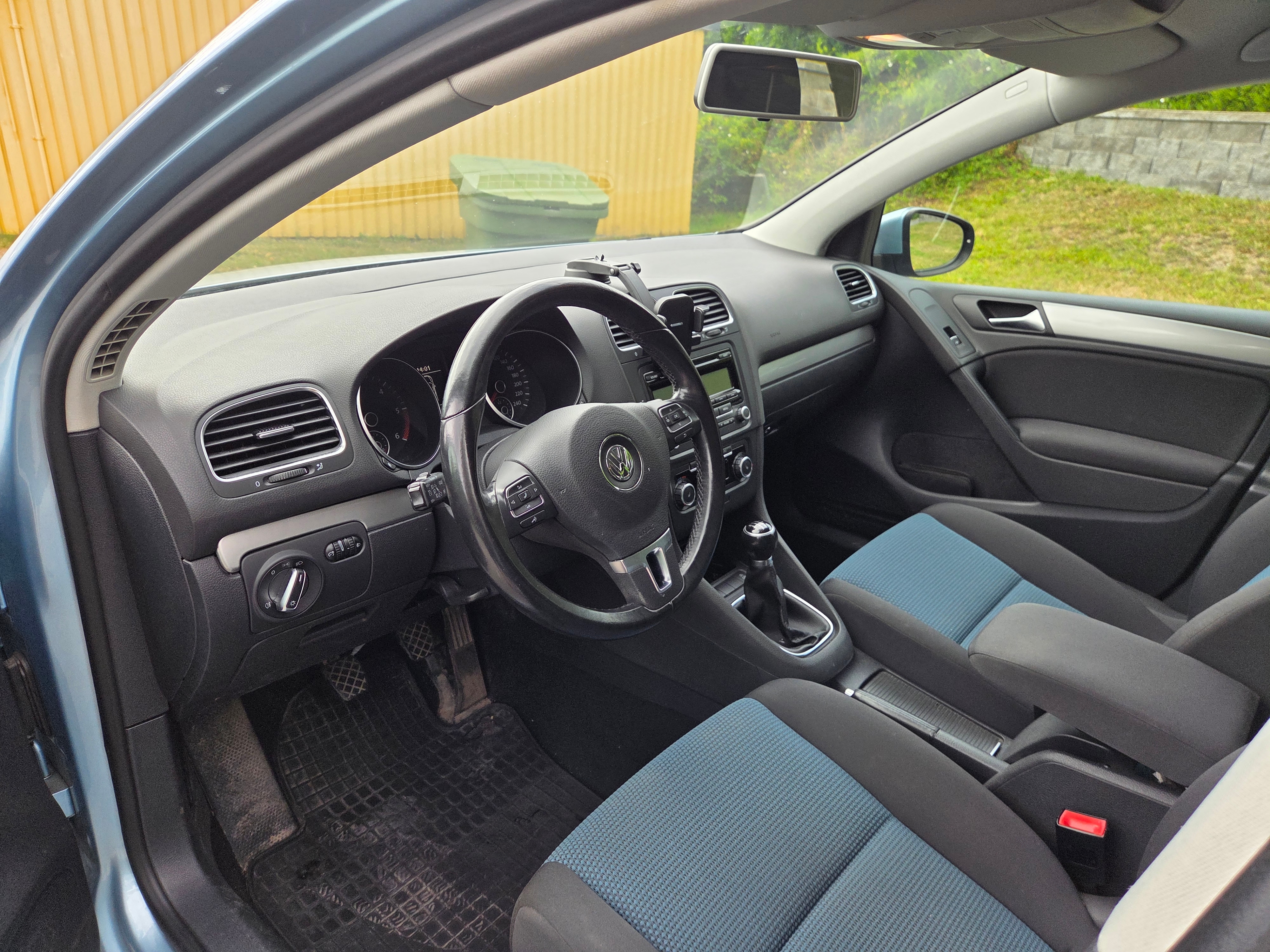 Volkswagen Golf 2011, kuva 6/9