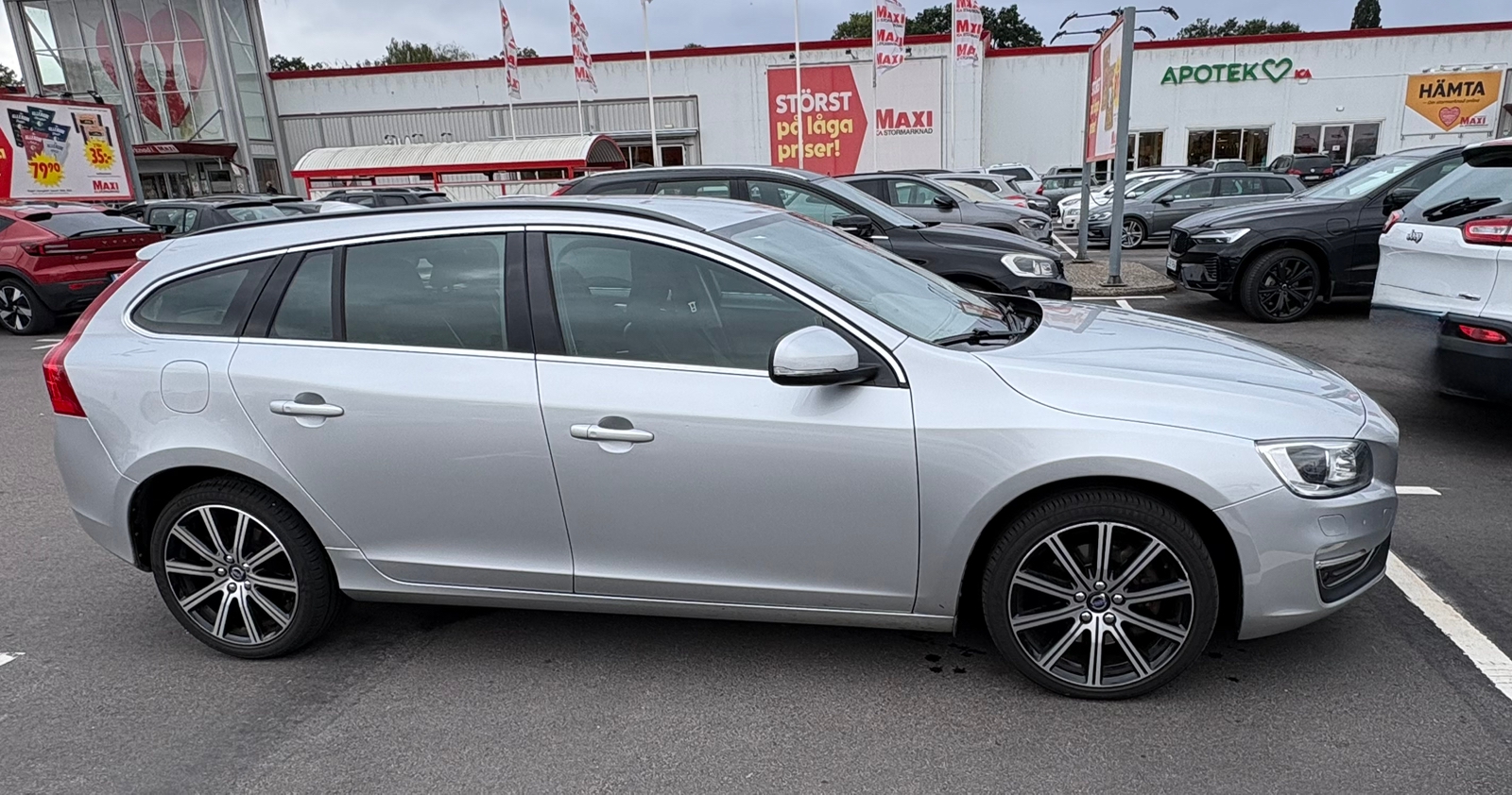 Volvo V60 D4 AWD Geartronic 2018, bild 5/5