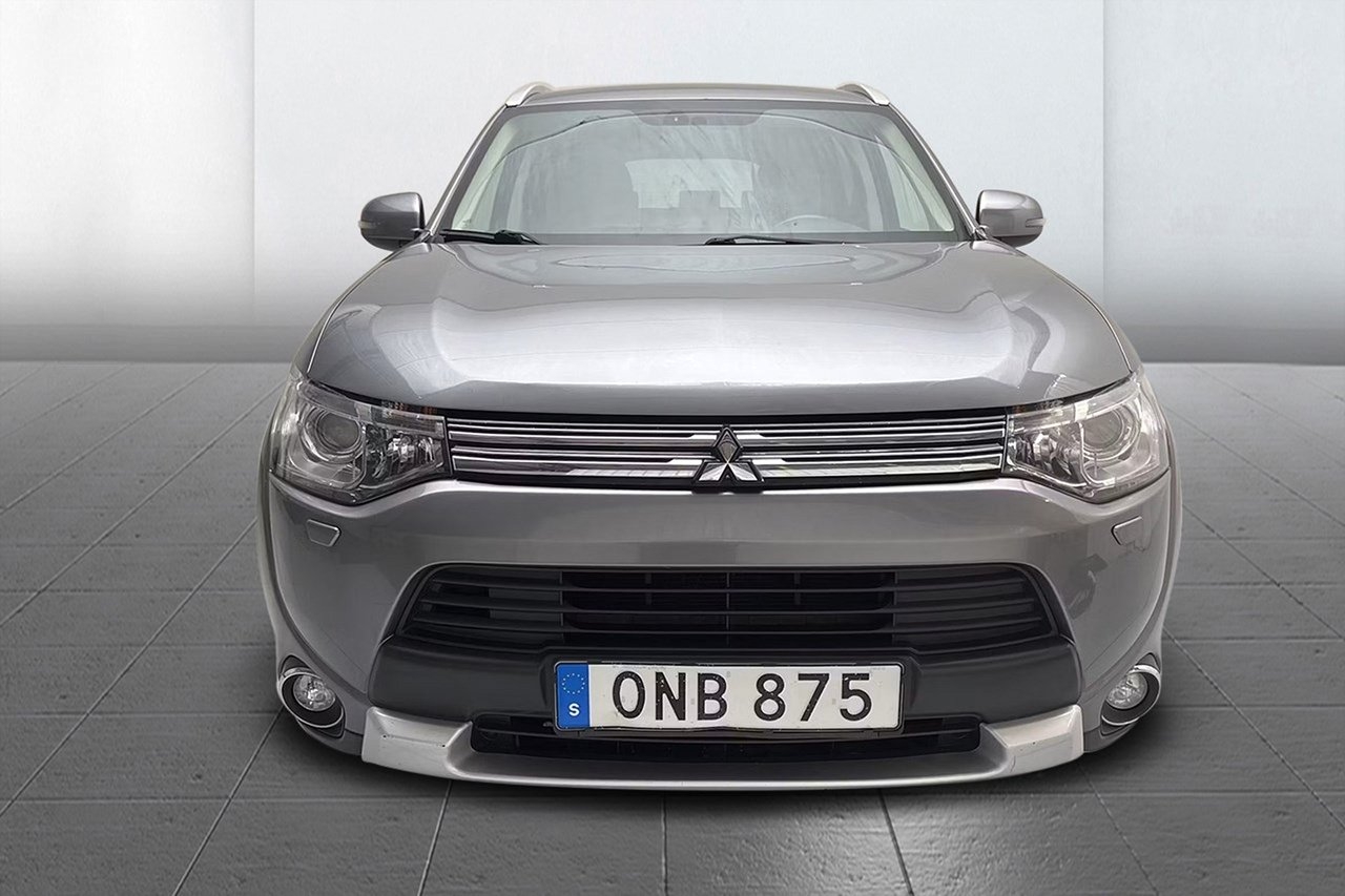 Mitsubishi Outlander 2015, bild 3/9