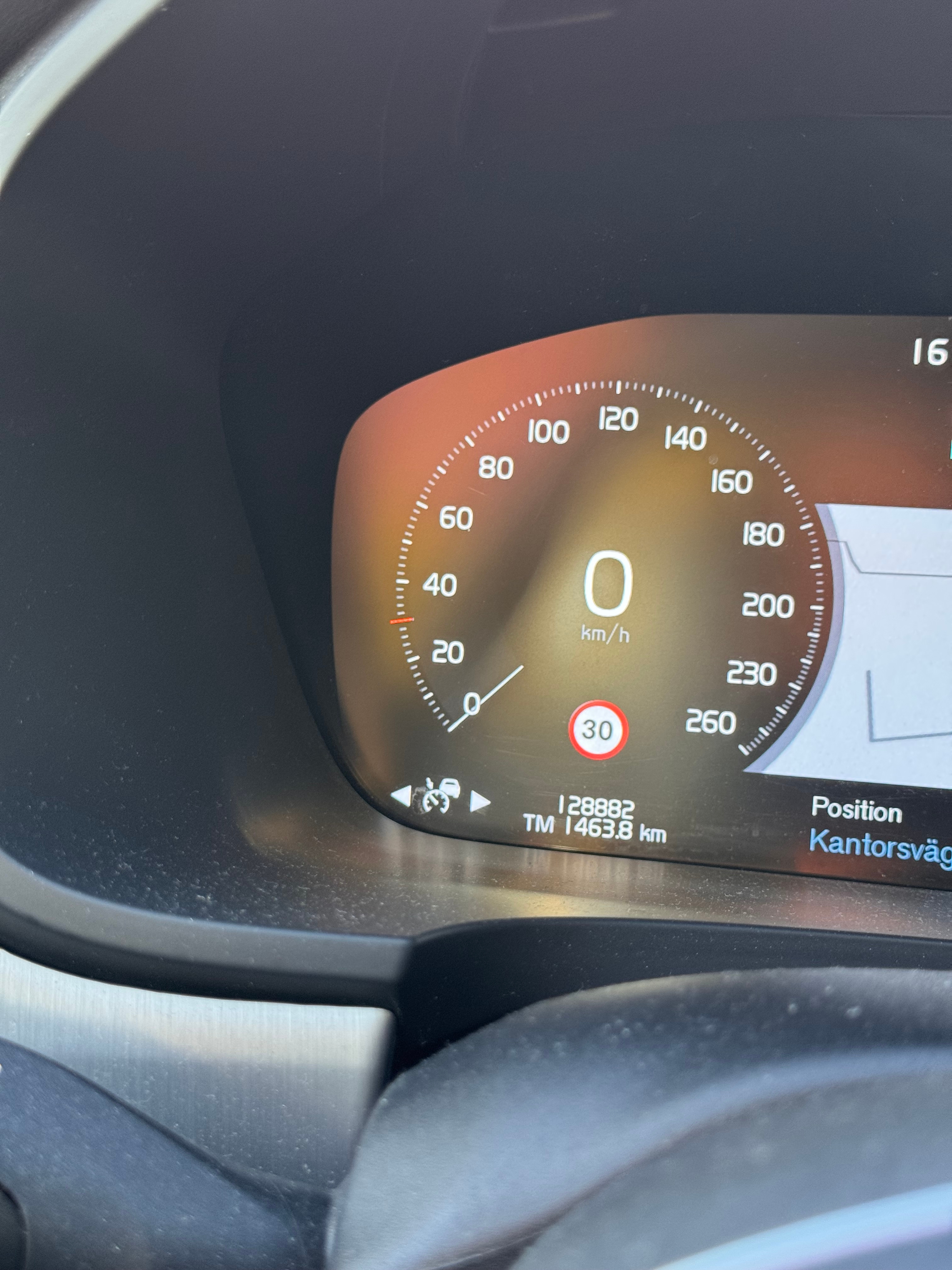 Volvo V90 D4 AWD Geartronic 2019, photo 5/7