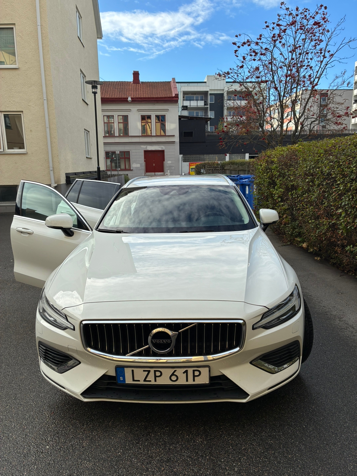 Volvo V60 Recharge T6 AWD Geartronic 2022, kuva 6/7