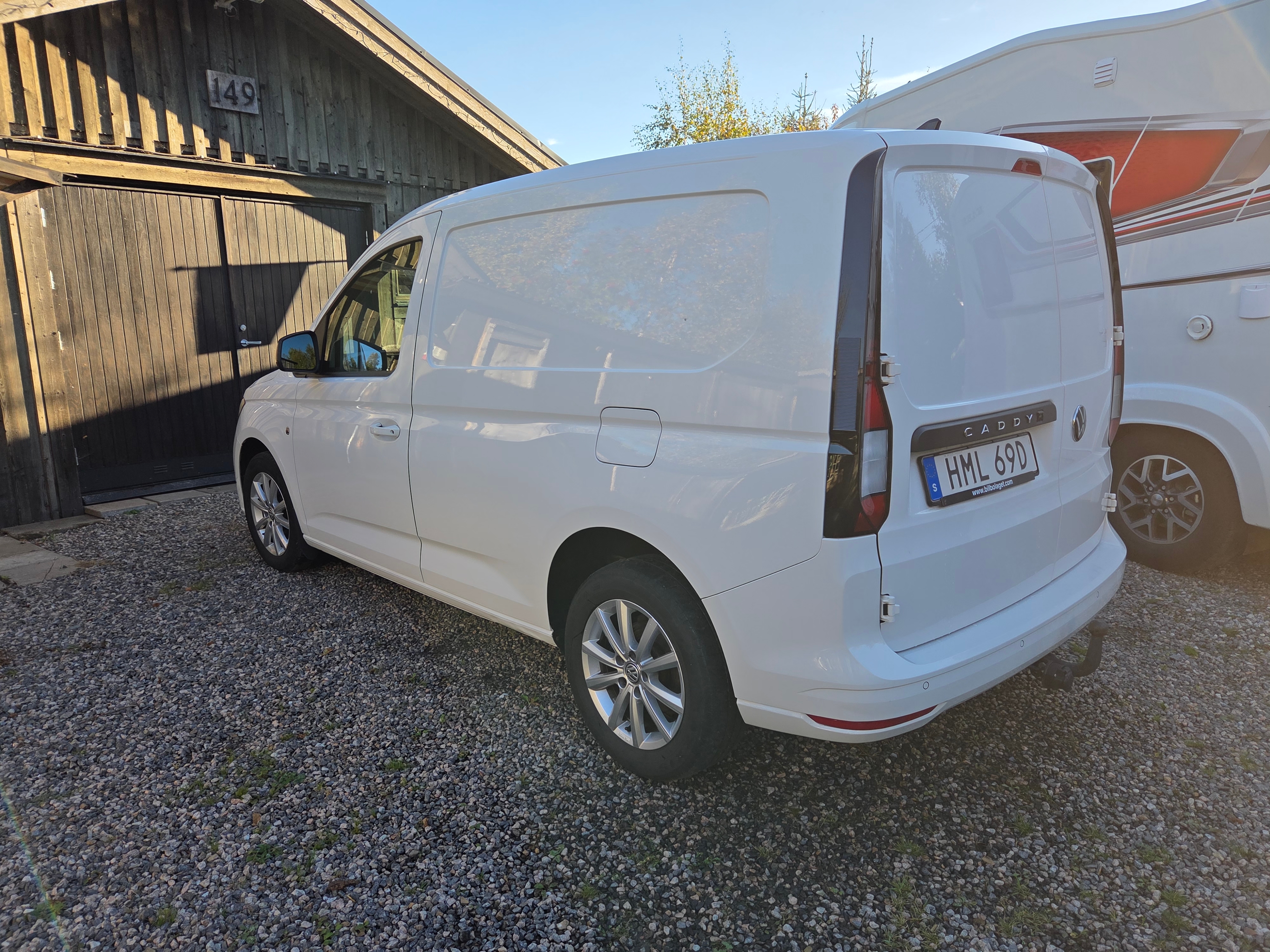 Volkswagen Caddy 2021, bild 2/5