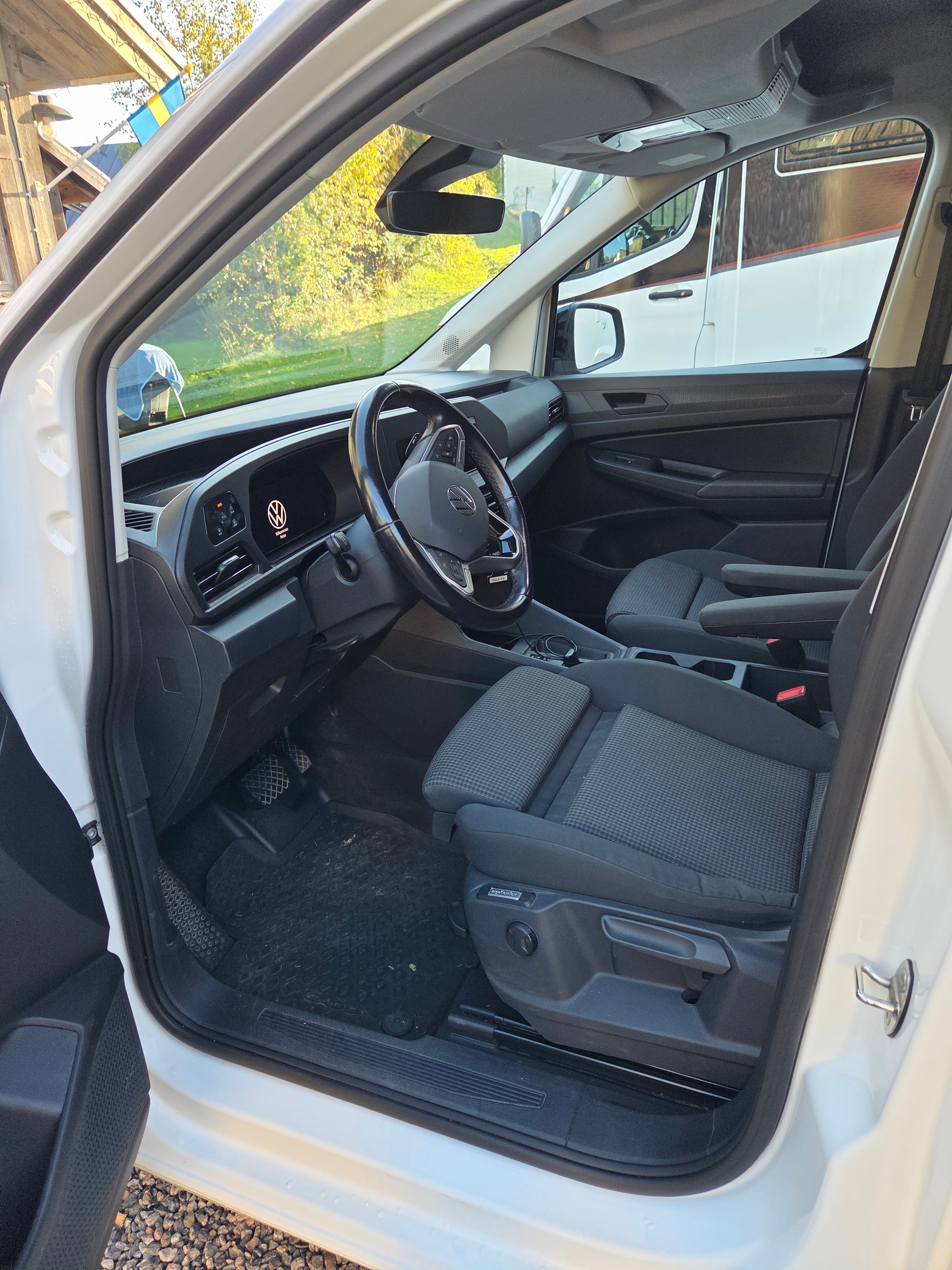 Volkswagen Caddy 2021, bild 4/5