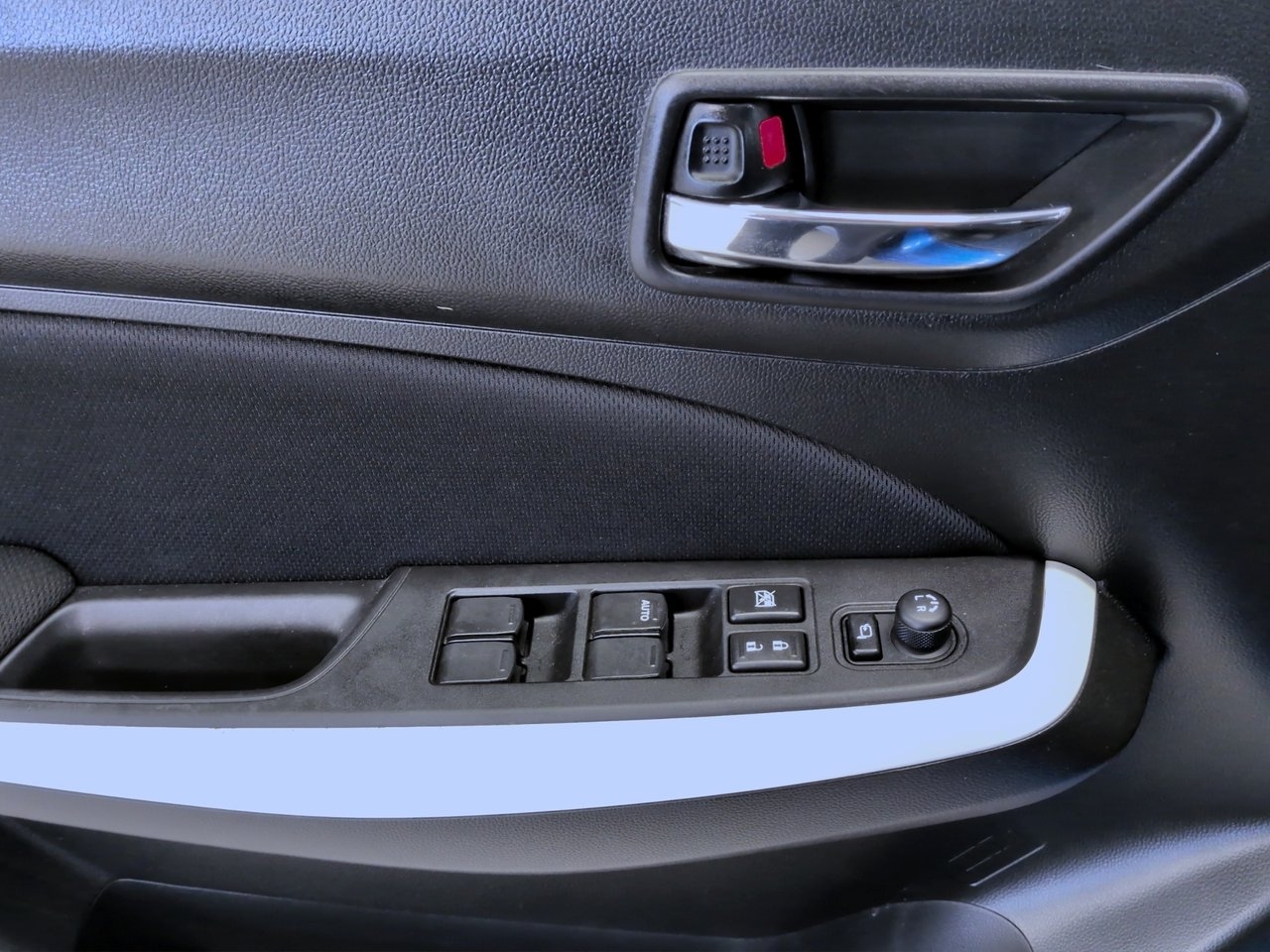 Suzuki Swift 2017, photo 7/10