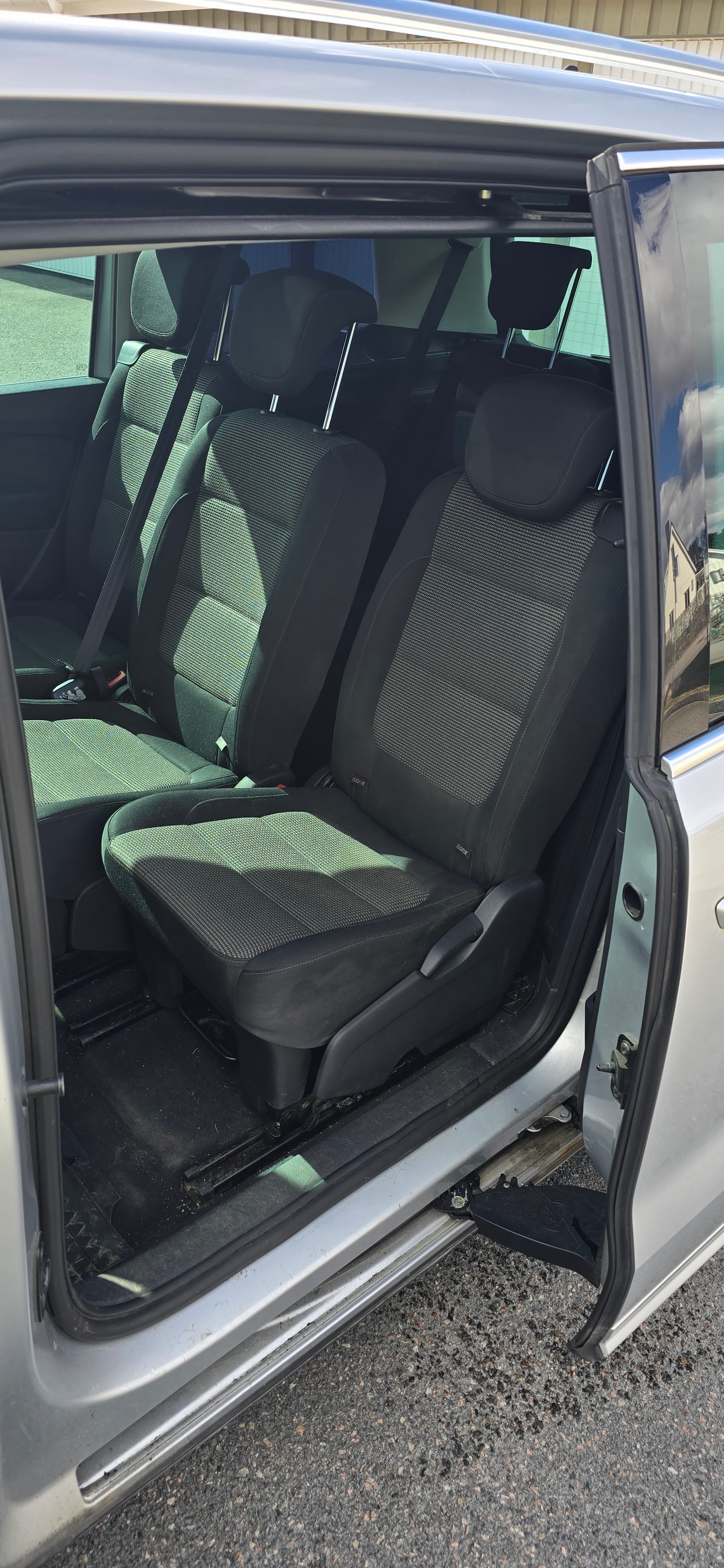 Volkswagen Sharan 2011, kuva 7/9