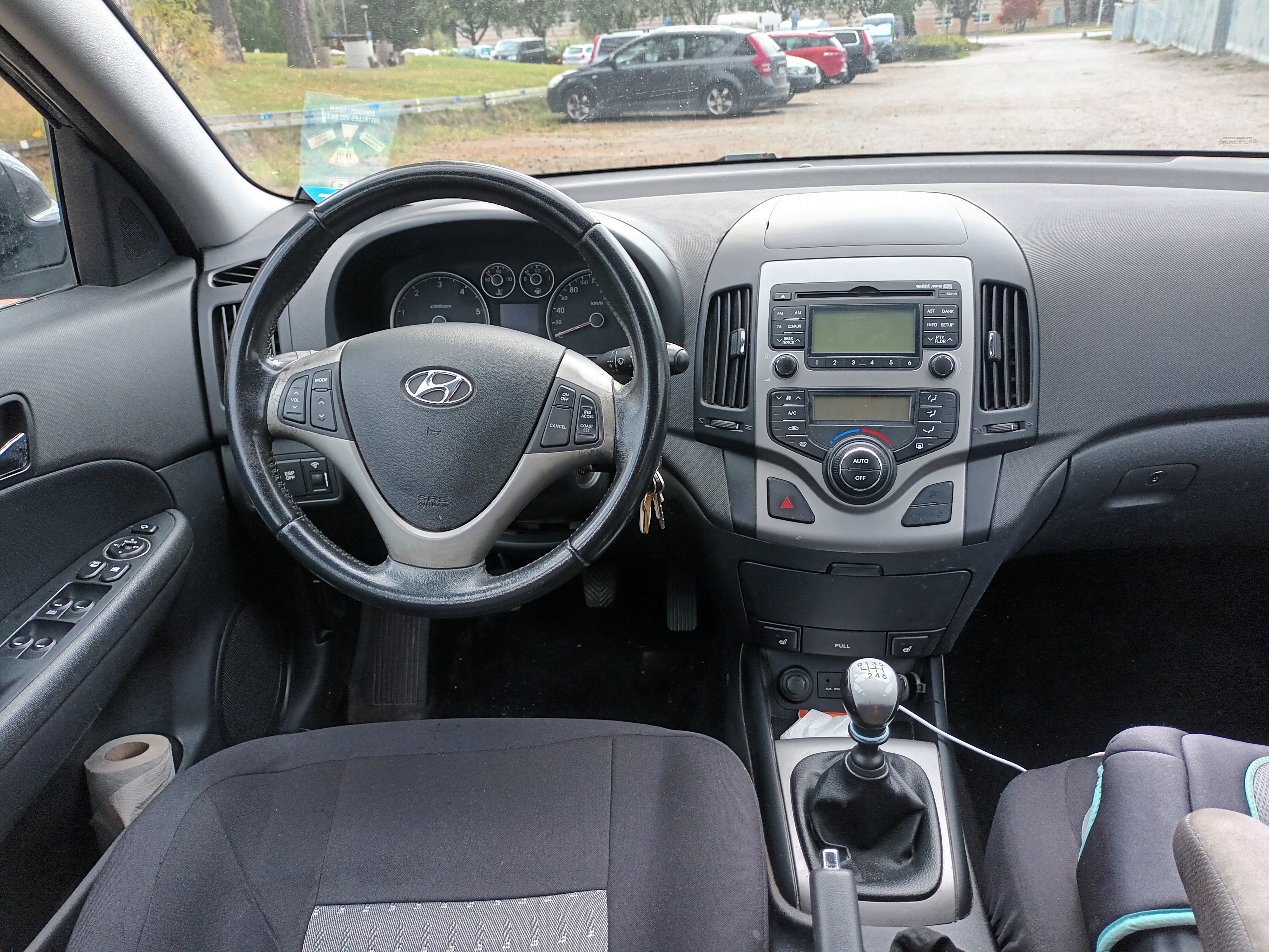 Hyundai i30 cw 1.6 CRDi Manuell 2010, bild 8/8