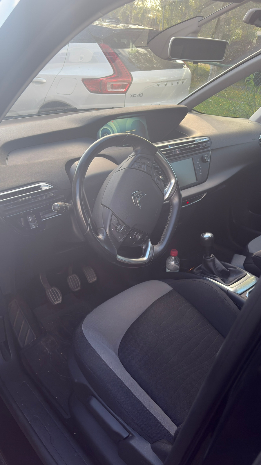 Citroen Grand C4 Picasso 2015, bild 6/10