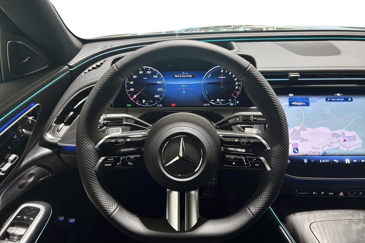 Mercedes-Benz E 300 e Sedan 2026, bild 7/10