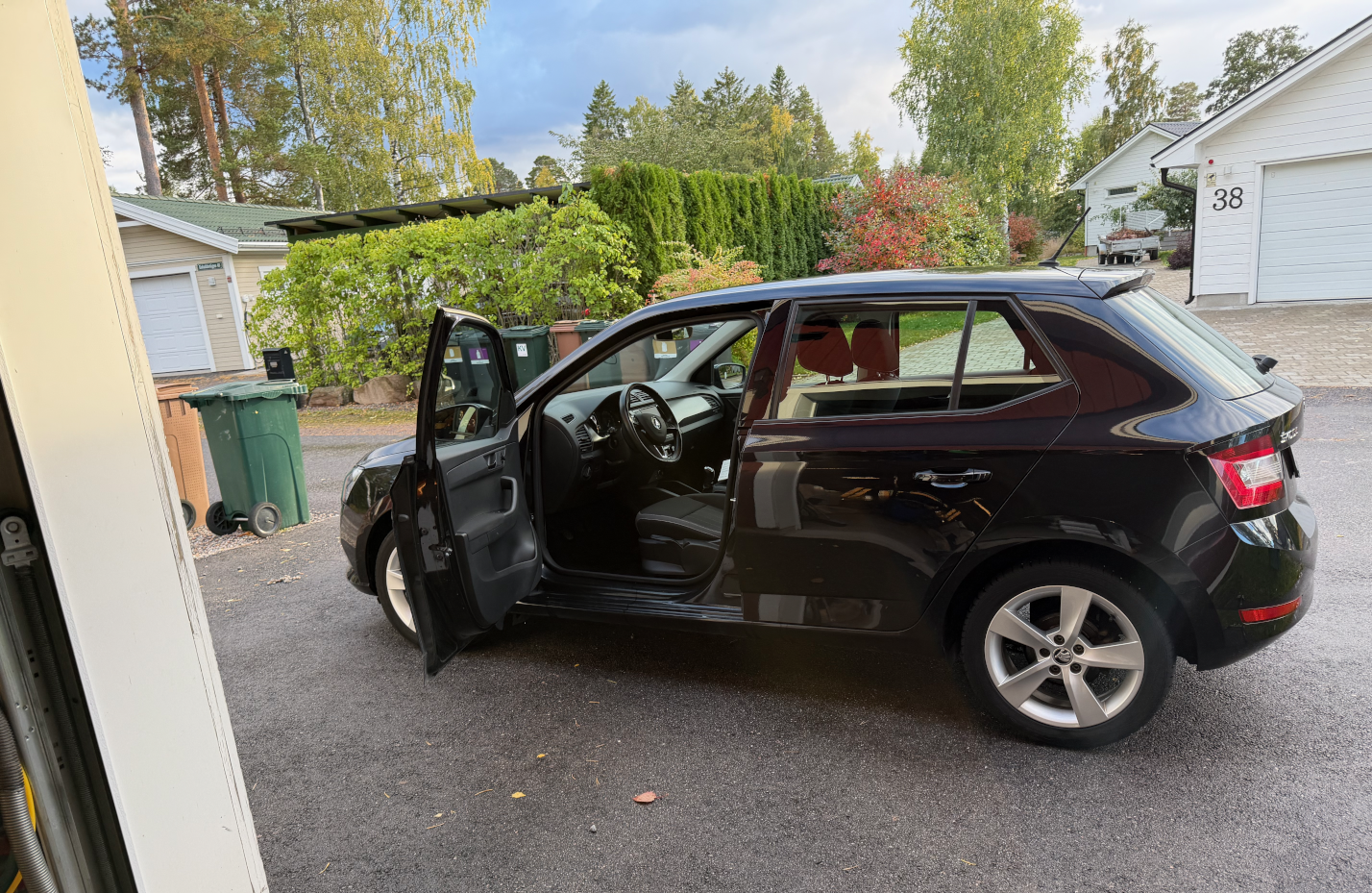 Skoda Fabia 1.0 TSI Manuell 2019, photo 2/9