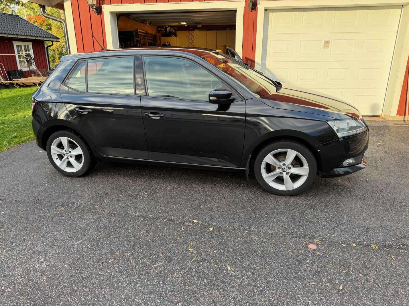 Skoda Fabia 1.0 TSI Manuell 2019, photo 3/9