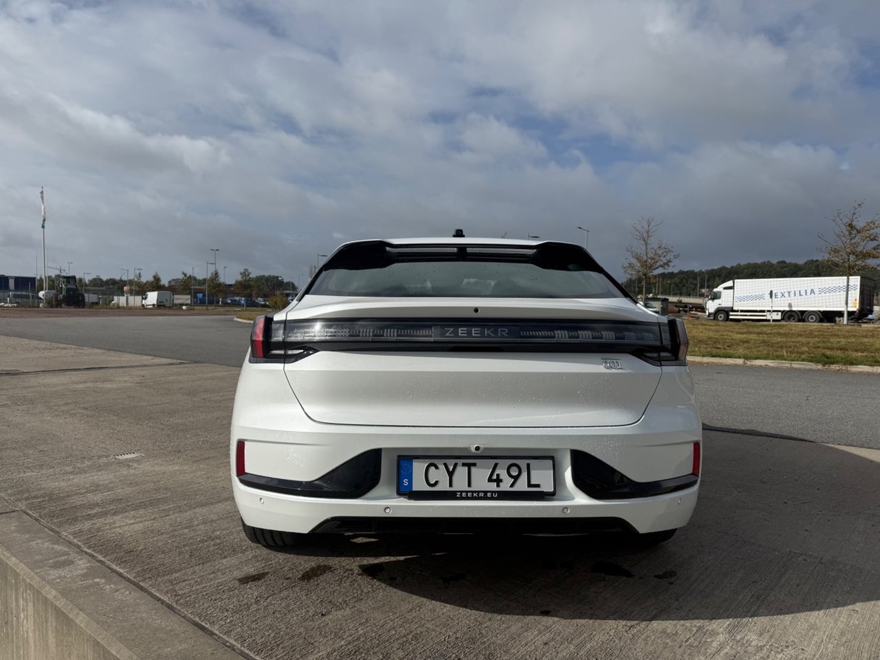 Zeekr 001 100 kWh Long Range 2023, photo 6/10