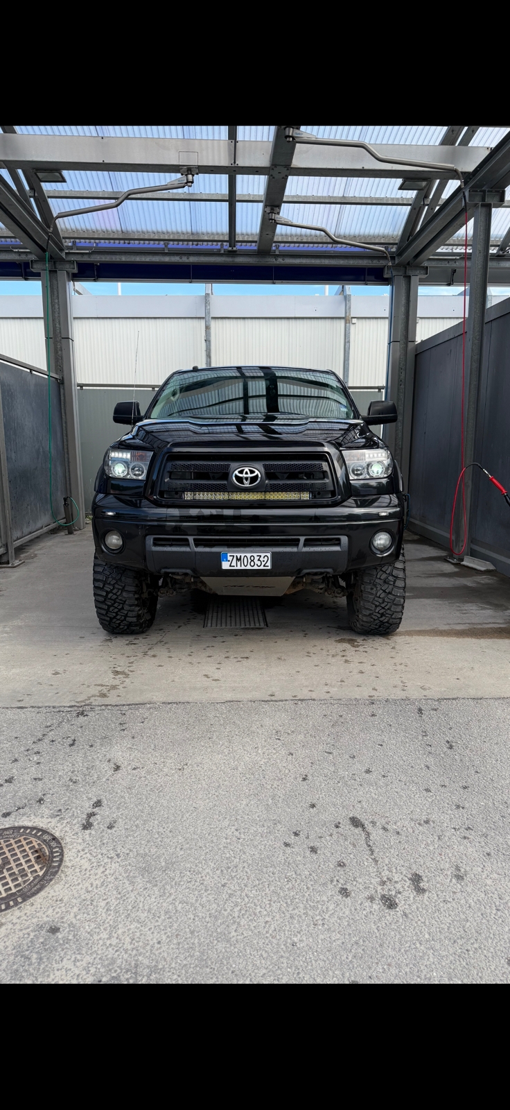 Toyota Tundra 2012, bild 2/9