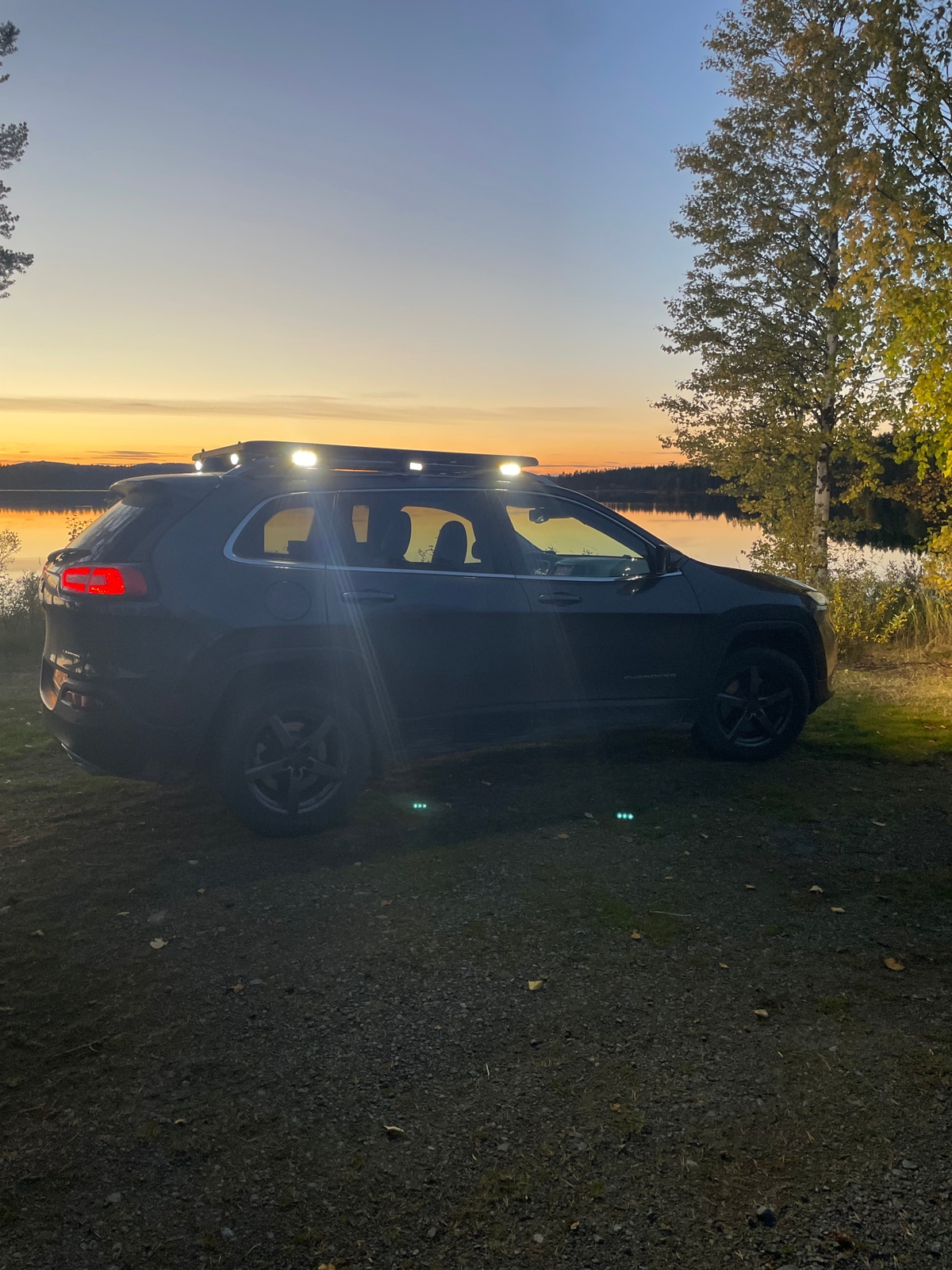 Jeep Cherokee 2.0 CRD 4WD Automatisk 2015, bild 2/5