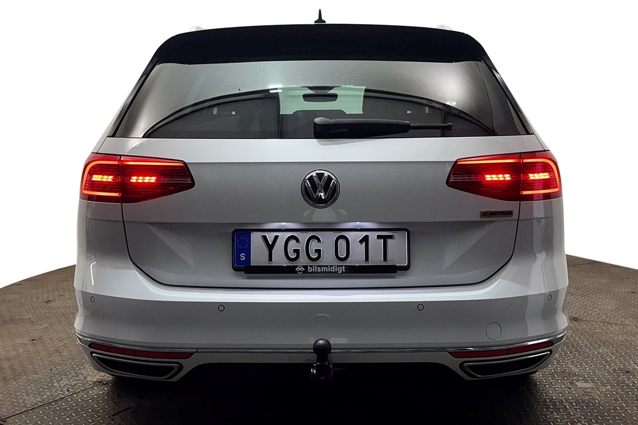 Volkswagen Passat 2019, photo 7/37