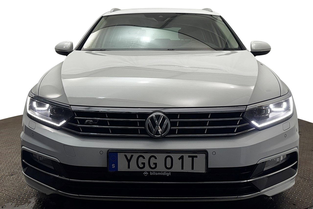 Volkswagen Passat 2019, photo 3/37