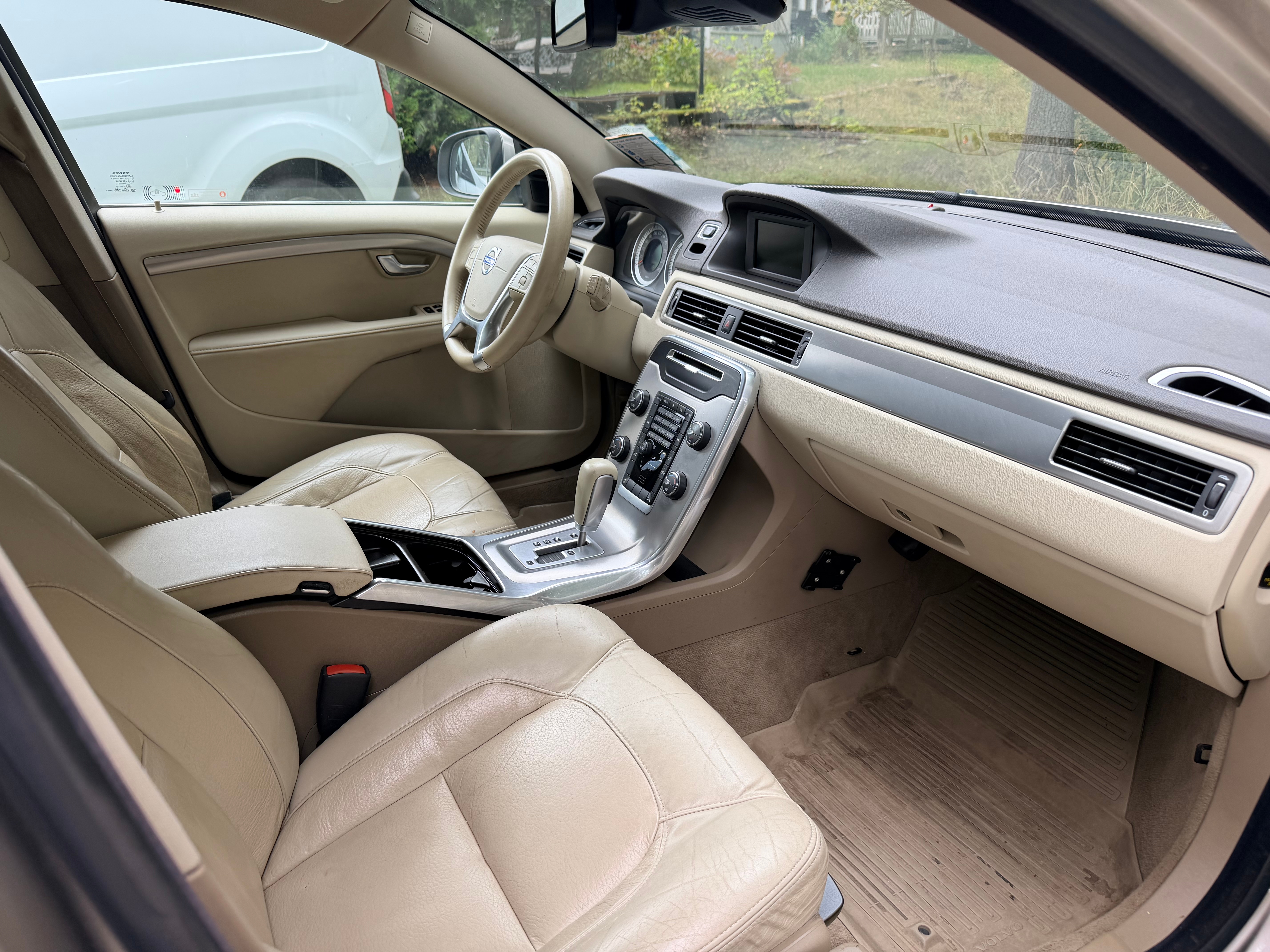 Volvo V70 T4F Powershift 2012, bild 4/8