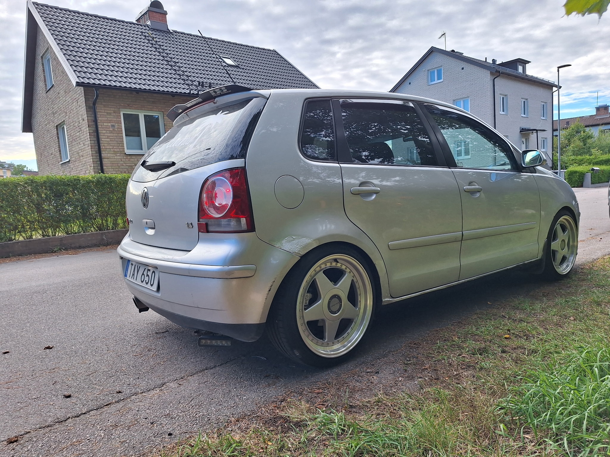 Volkswagen Polo 5-dörrar 1.4 Manuell 2007, kuva 4/8
