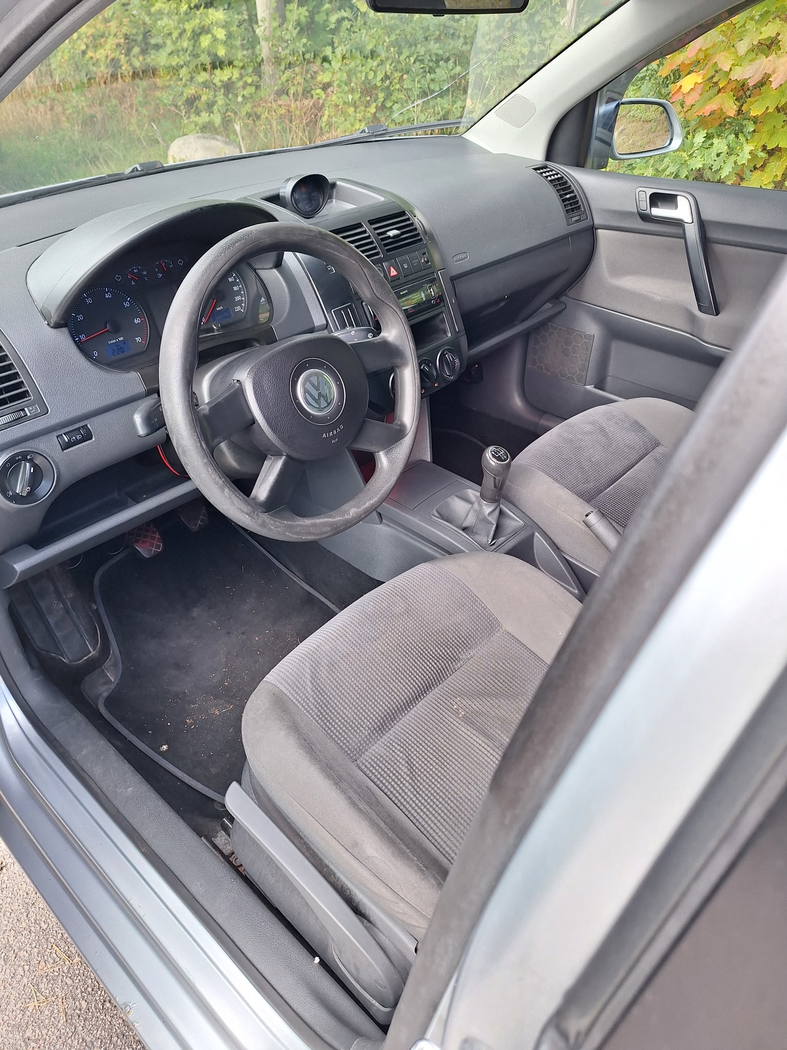 Volkswagen Polo 5-dörrar 1.4 Manuell 2007, kuva 7/8