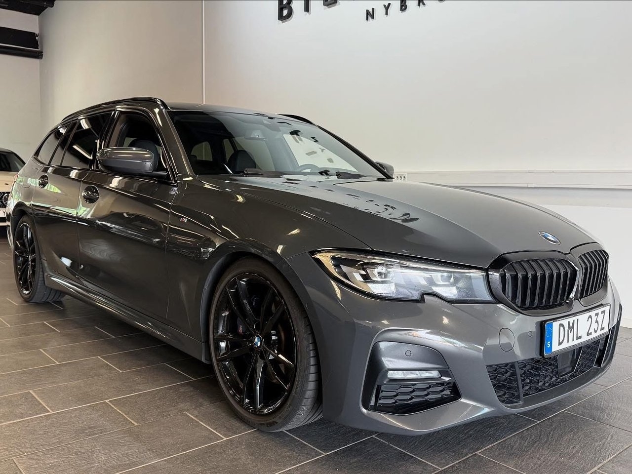 BMW 330 e Touring Steptronic Euro 6 2021, bild 2/10