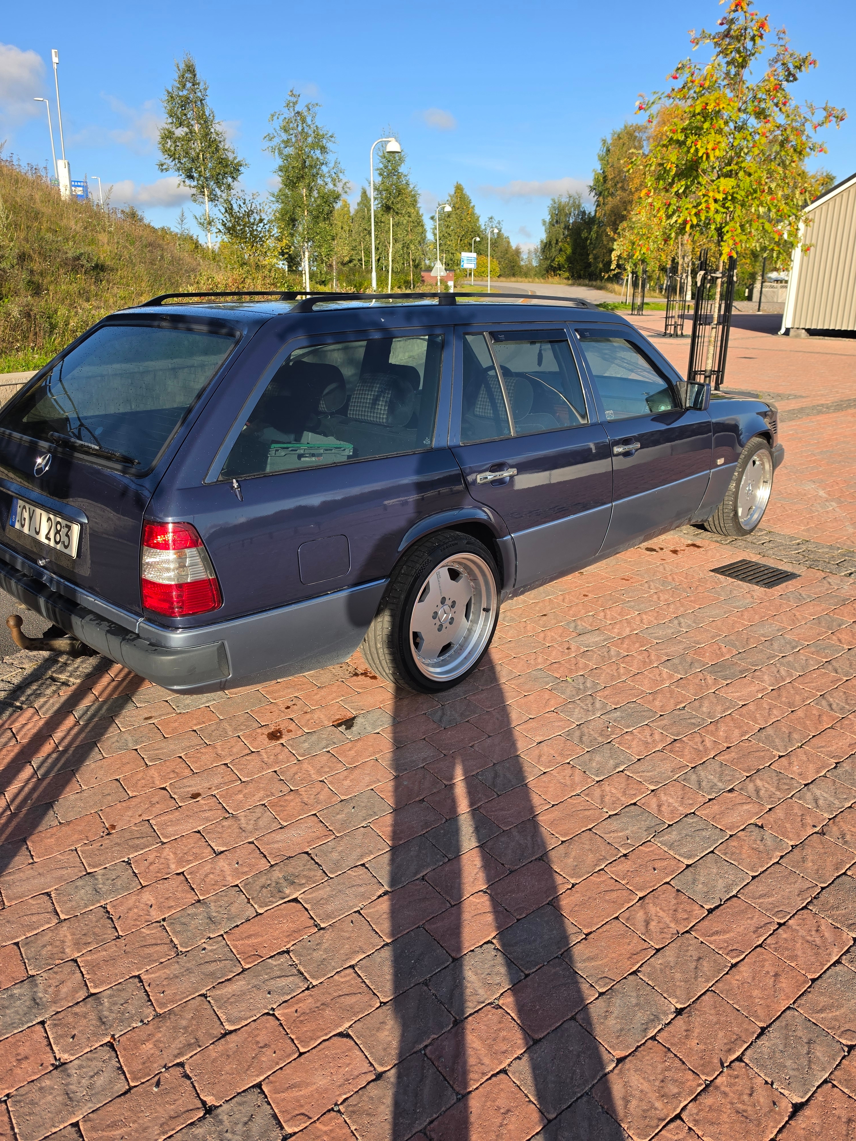 Mercedes-Benz 300 TD Manuell 1992, bild 2/5