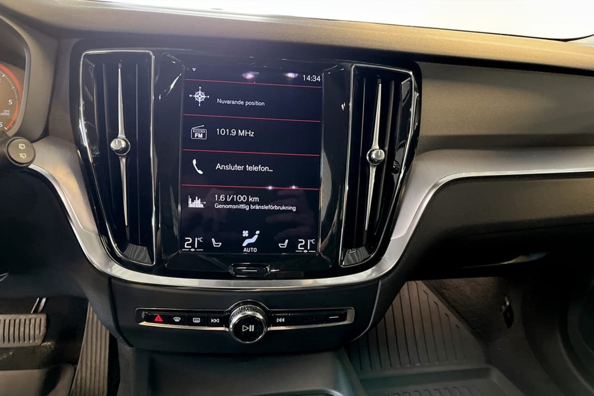 Volvo V60 B4 Diesel Momentum Advanced SE 2021, bild 6/9
