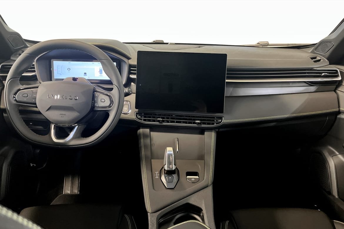 Lynk & Co 01 Core PHEV 2026, bild 4/9